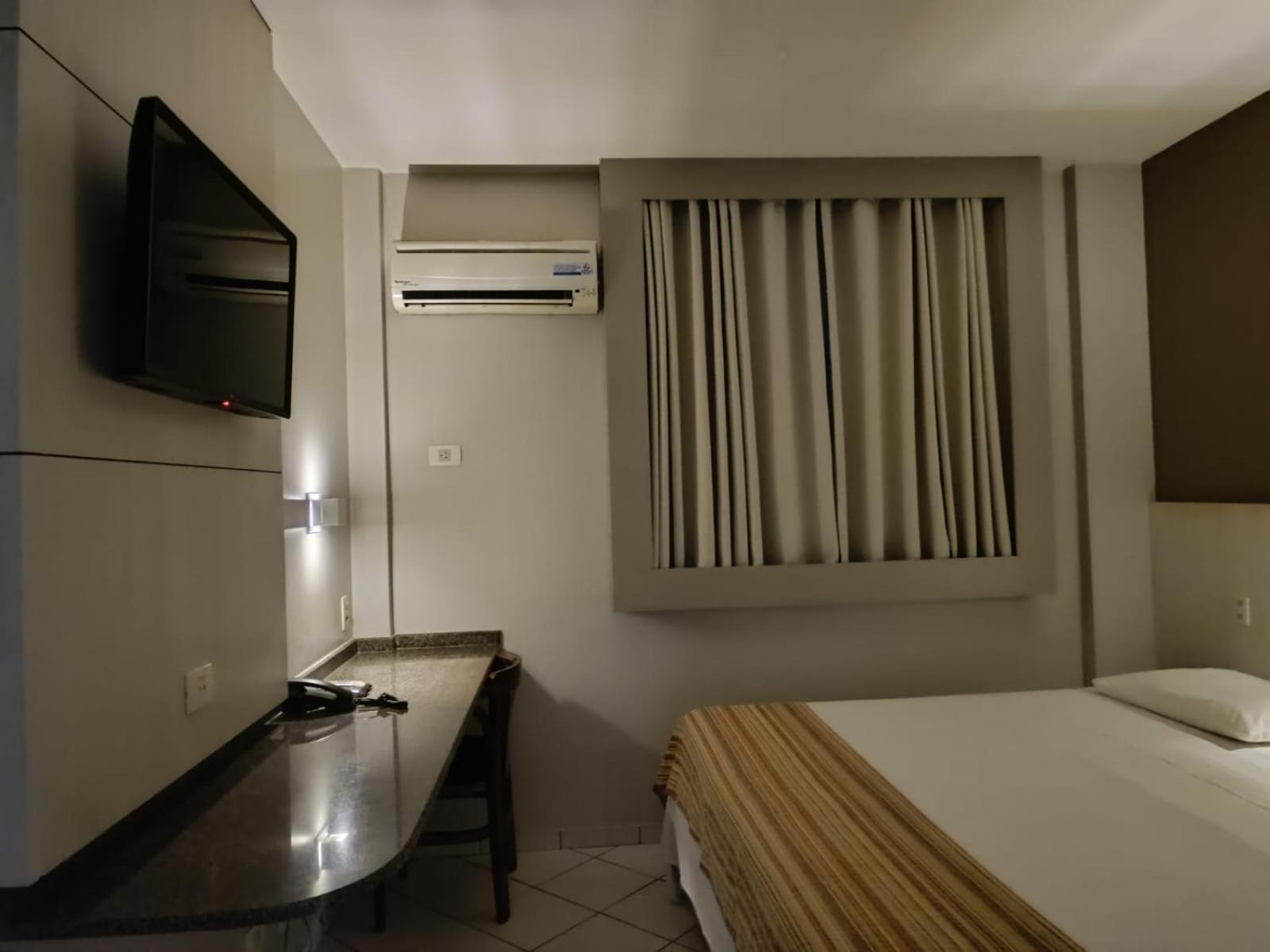 Quarto Duplo Standard