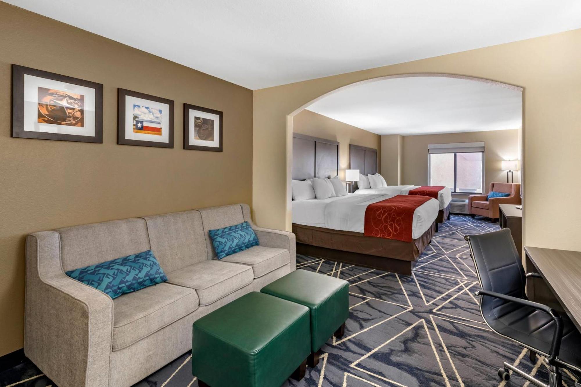 King Suite with Two King Beds - Non-Smoking