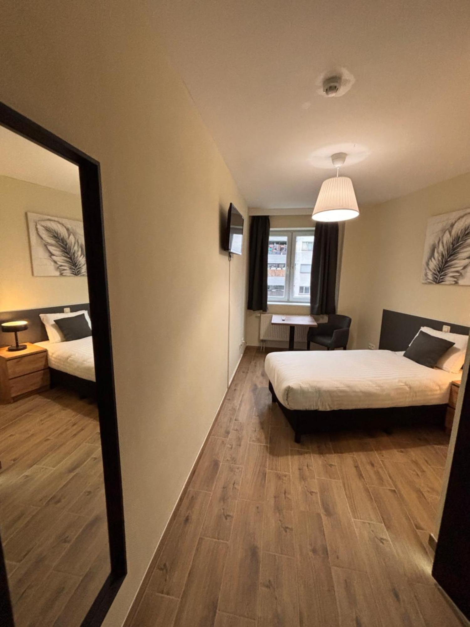 Single Room,1742851443:JPEG