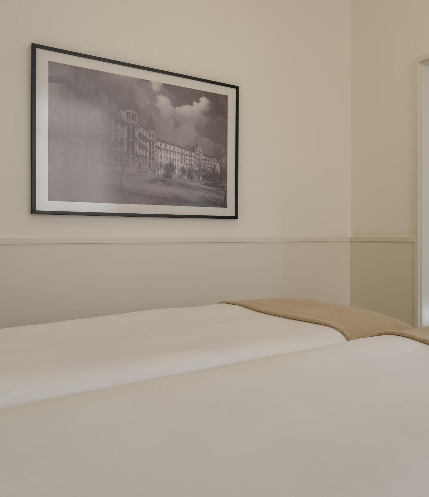 Superior Double Room,1742874131:JPEG