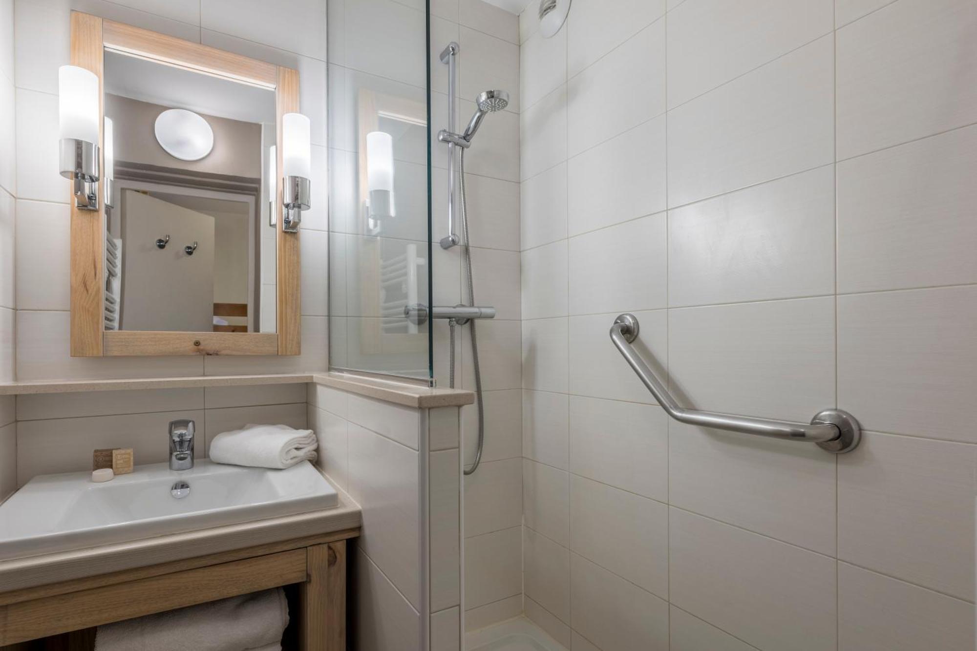 Studio avec Coin Couchage dans Alcôve et Balcon (4 Personnes)