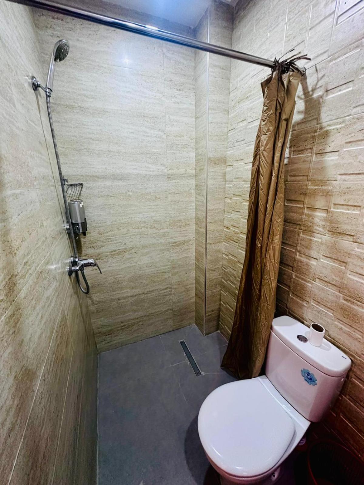 Deluxe Room,1742902542:JPEG