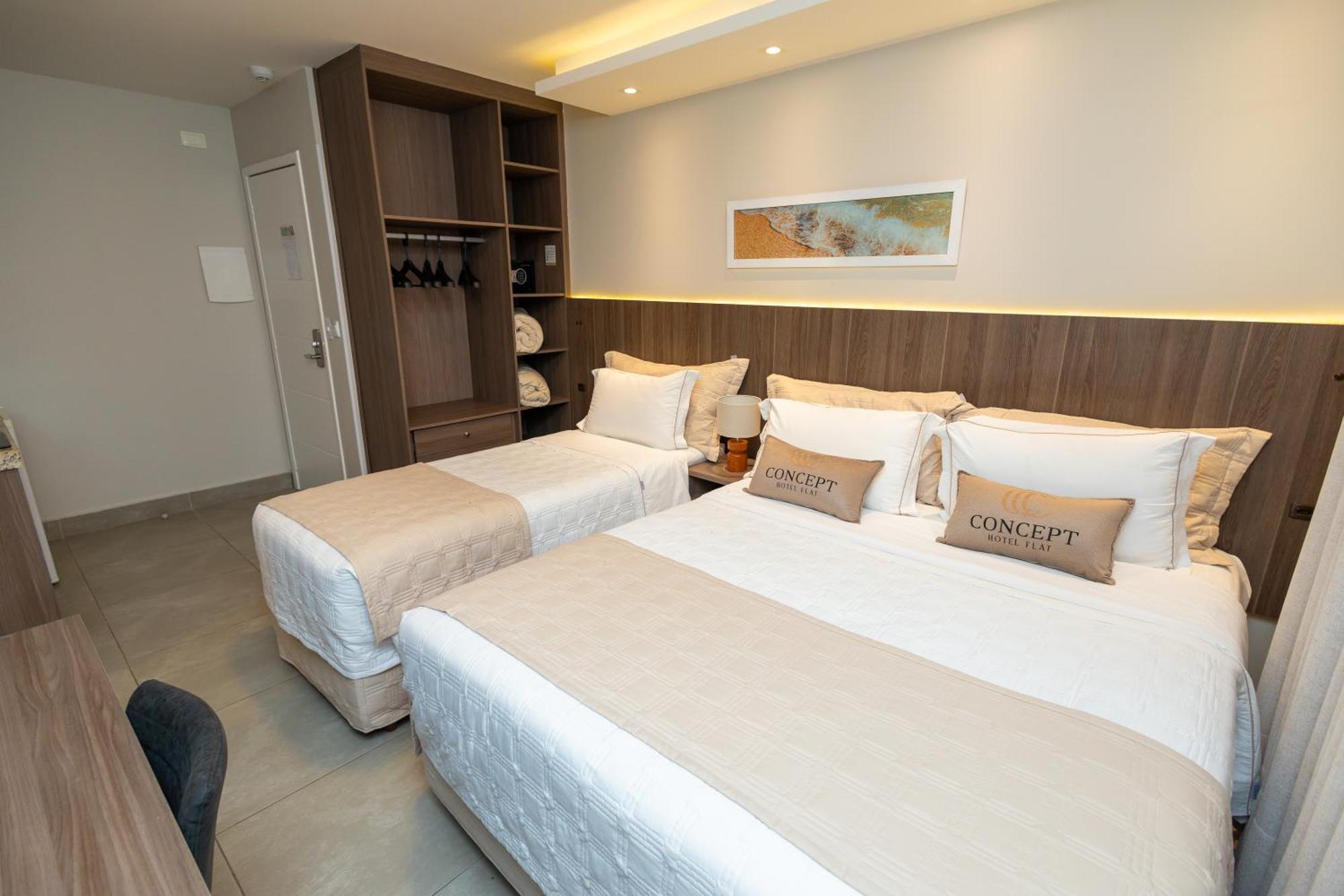 Quarto Triplo Standard com 1 Cama de Casal e 1 de Solteiro