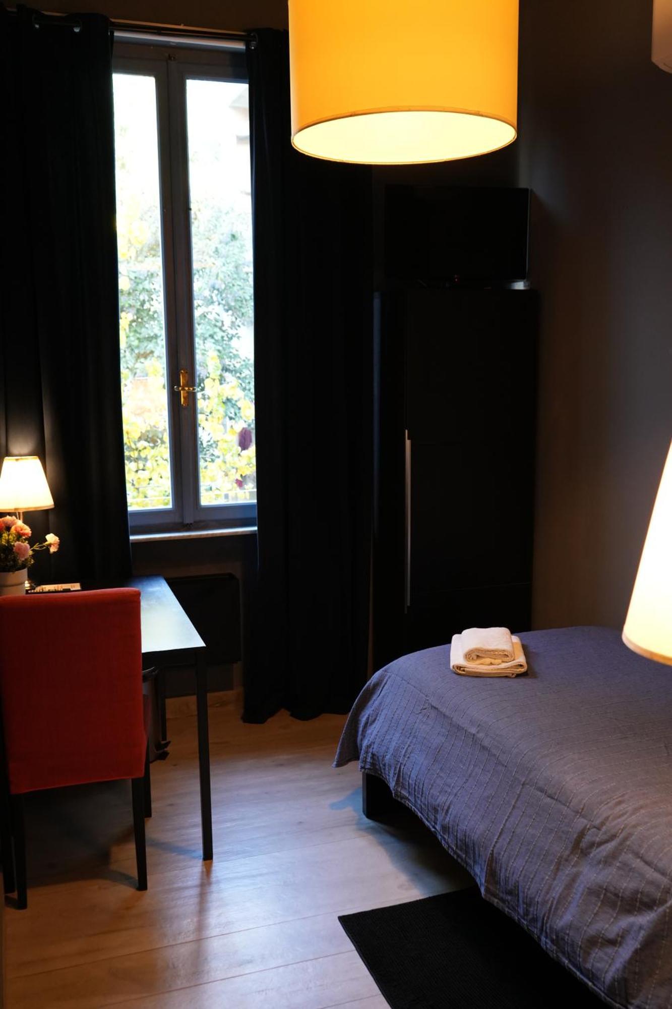 Single Room with Private Bathroom