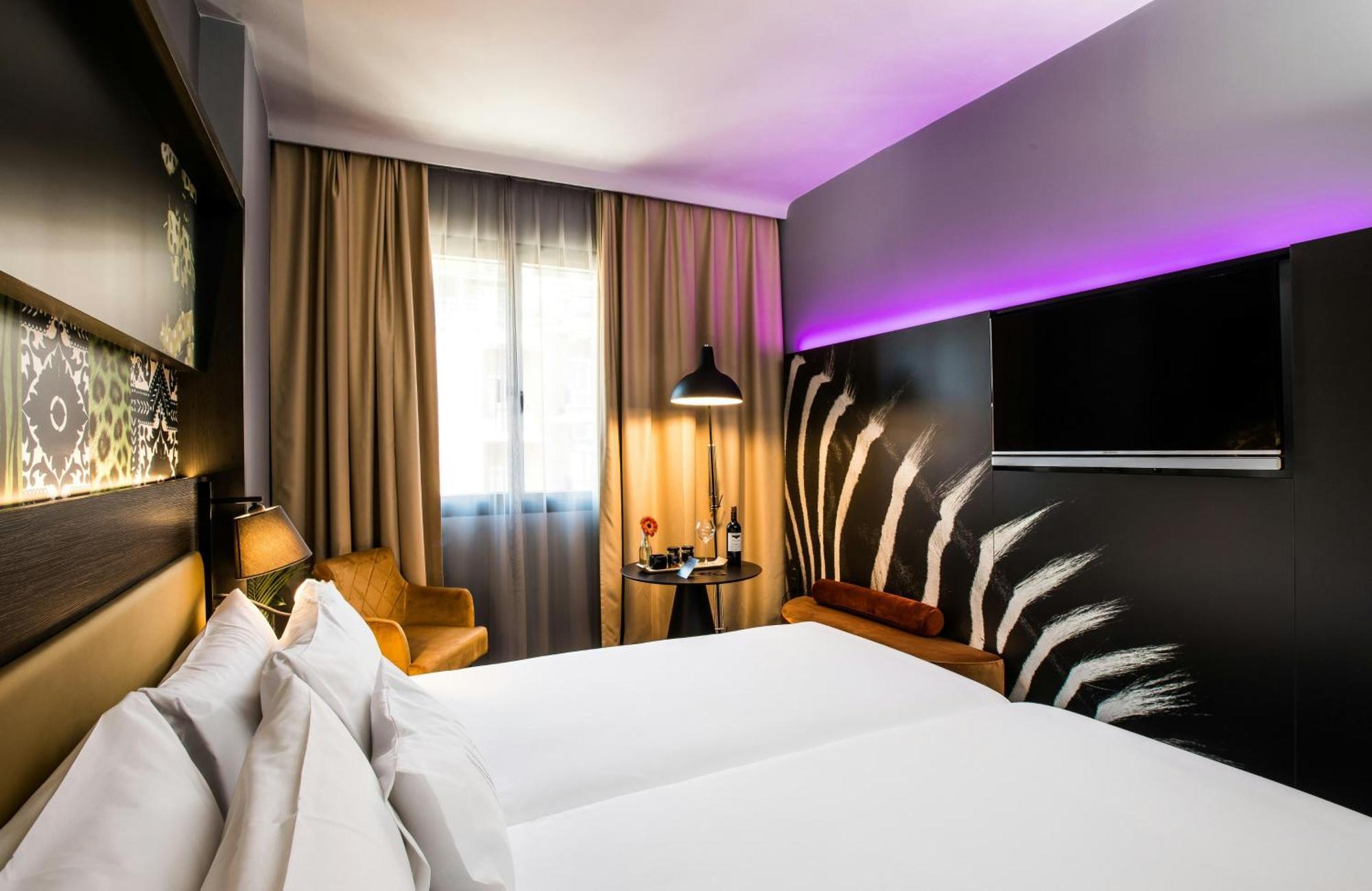 Quarto Comfort com Cama de Casal ou 2 de Solteiro
