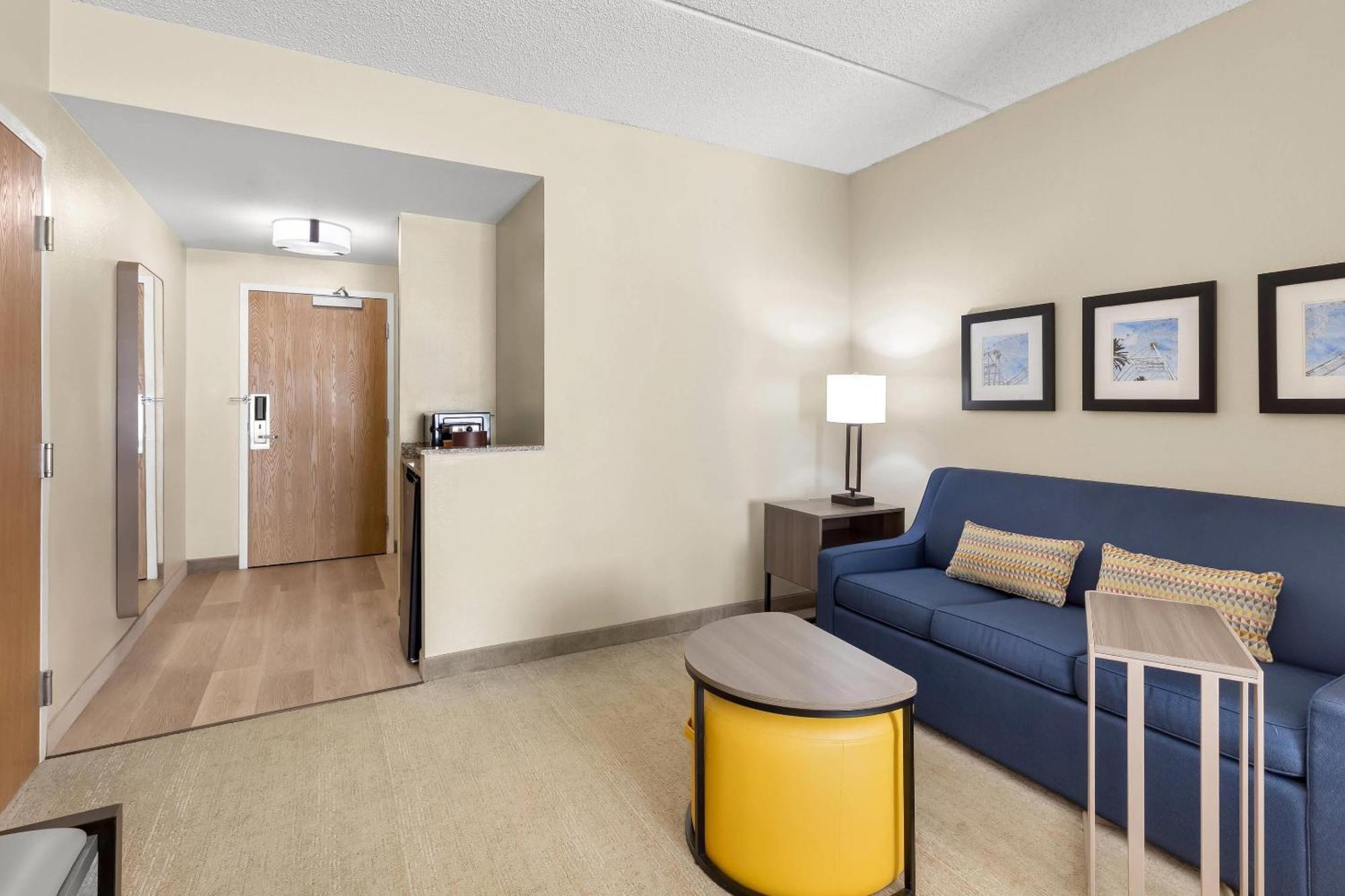 King Suite - Disability Access/Non-Smoking,1746839798:JPEG