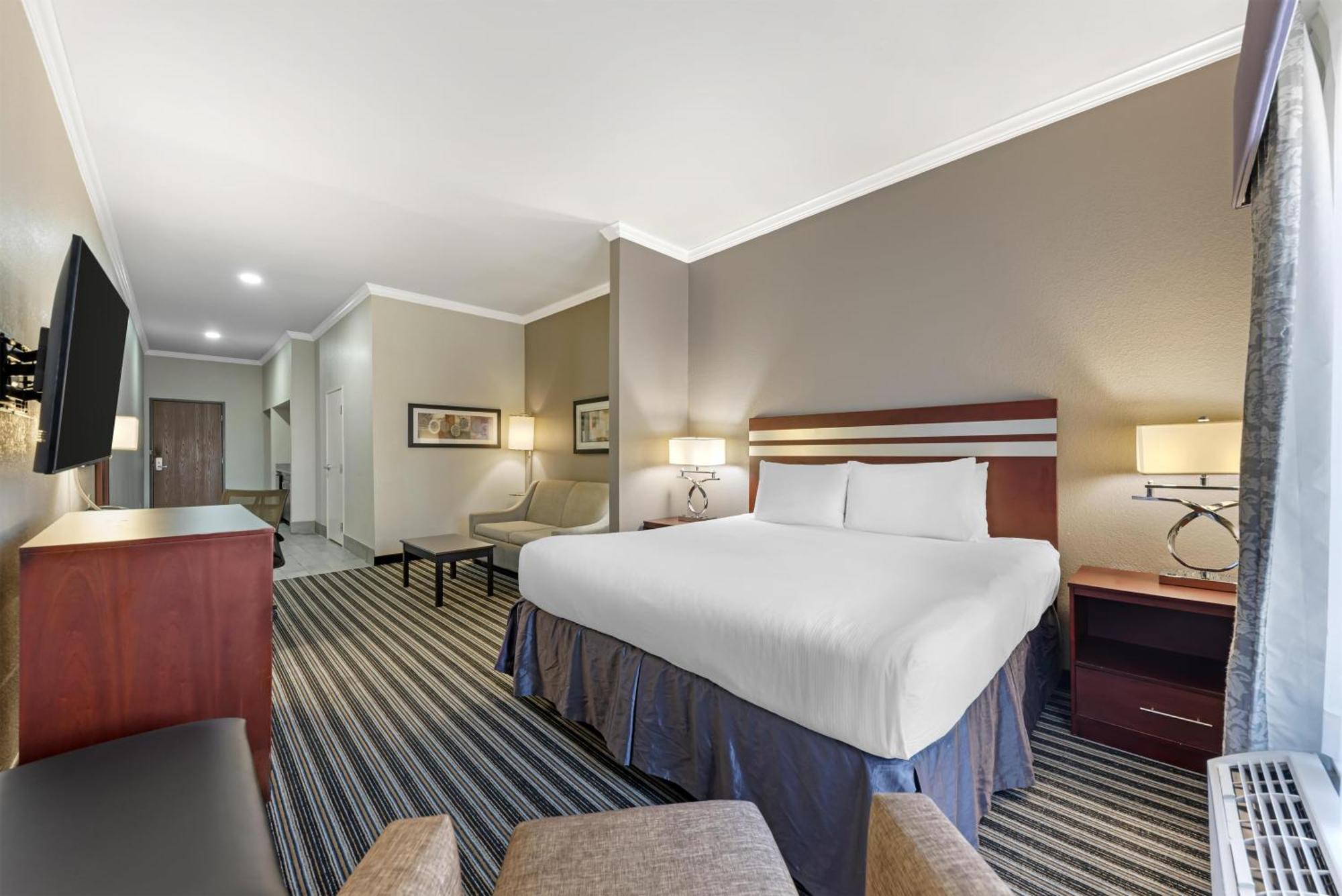 King Suite with Sofa Bed