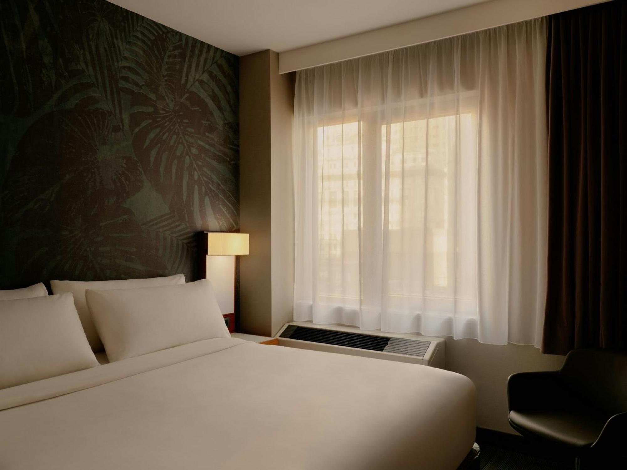 Standard King Room,1747213657:JPEG