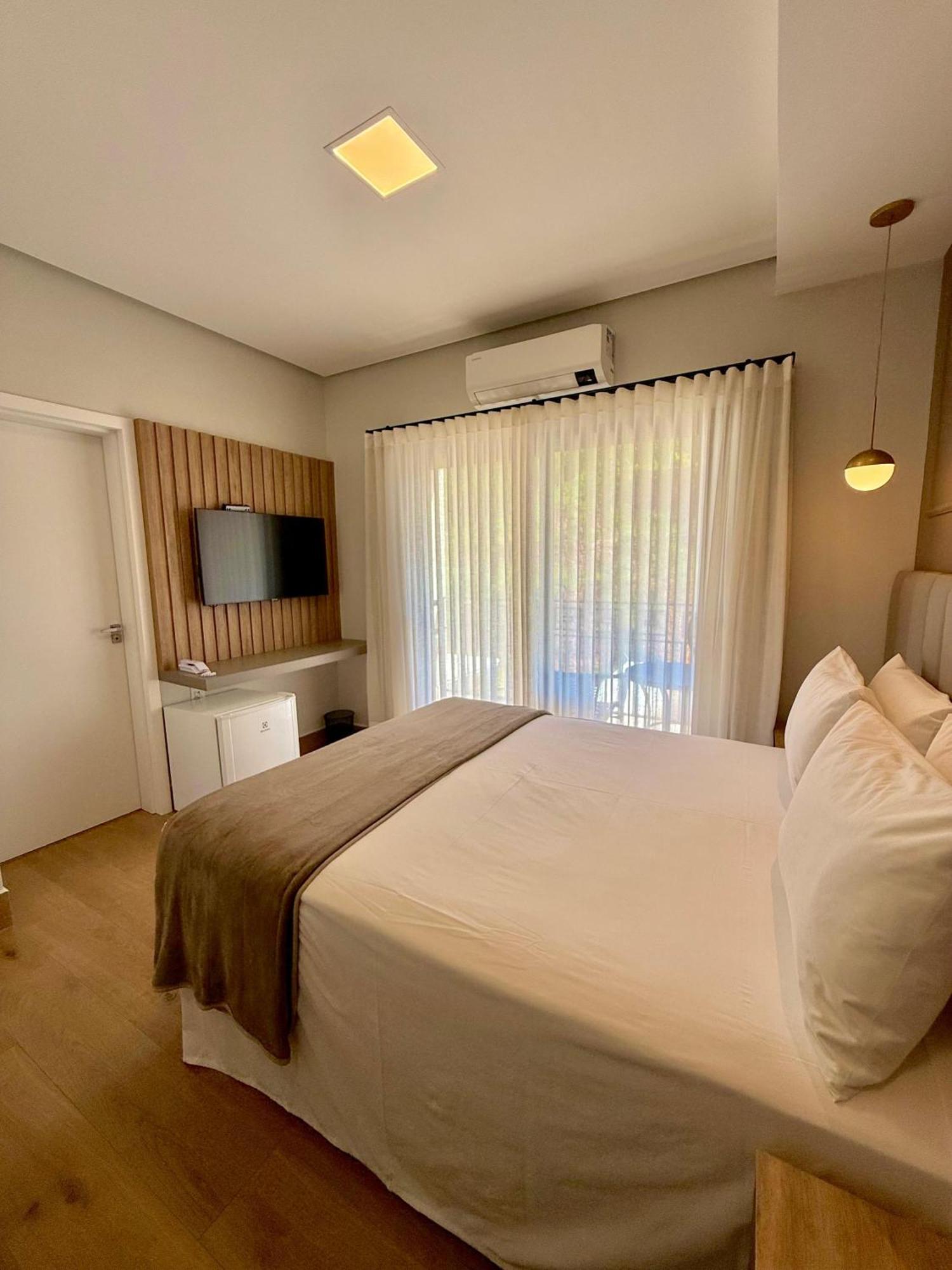 Quarto Deluxe com Cama Queen-size