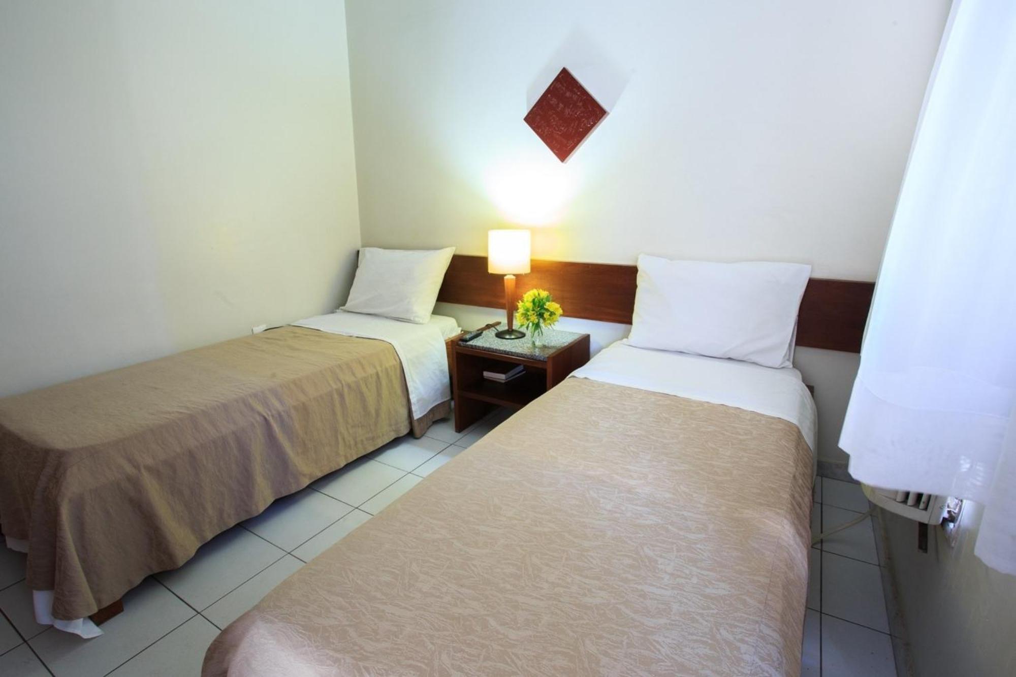 Quarto Deluxe com 2 Camas de Solteiro