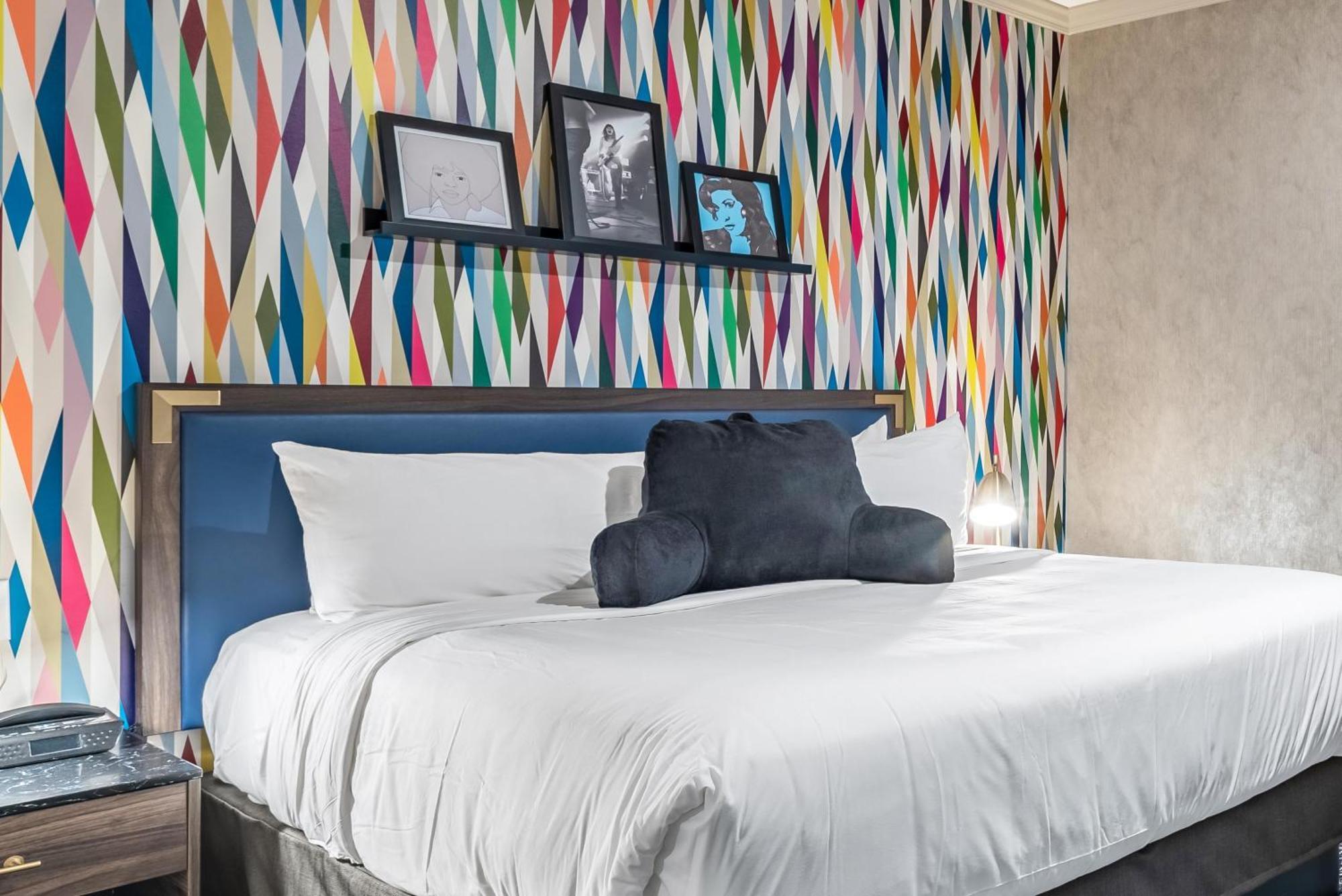 King Room - Disability Access - Non-Smoking