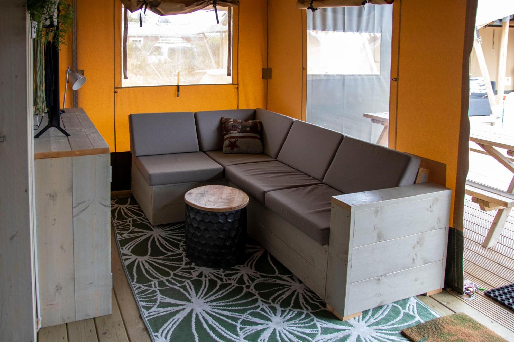 Holiday Home,1756544525:JPEG
