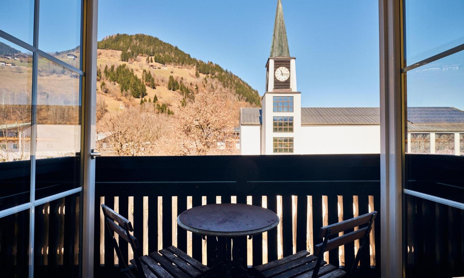 Vierpersoonskamer met Balkon