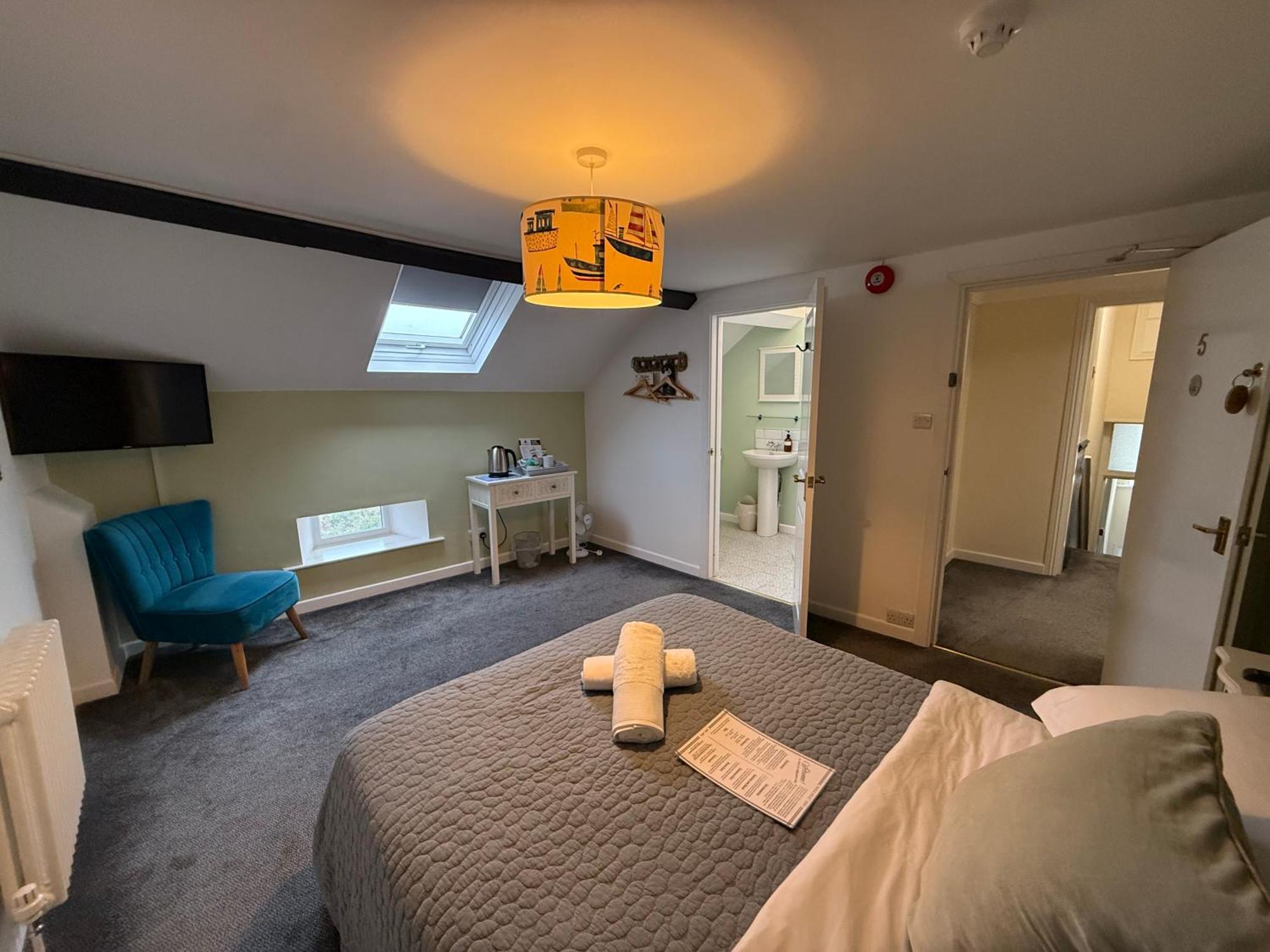 Large Double Room