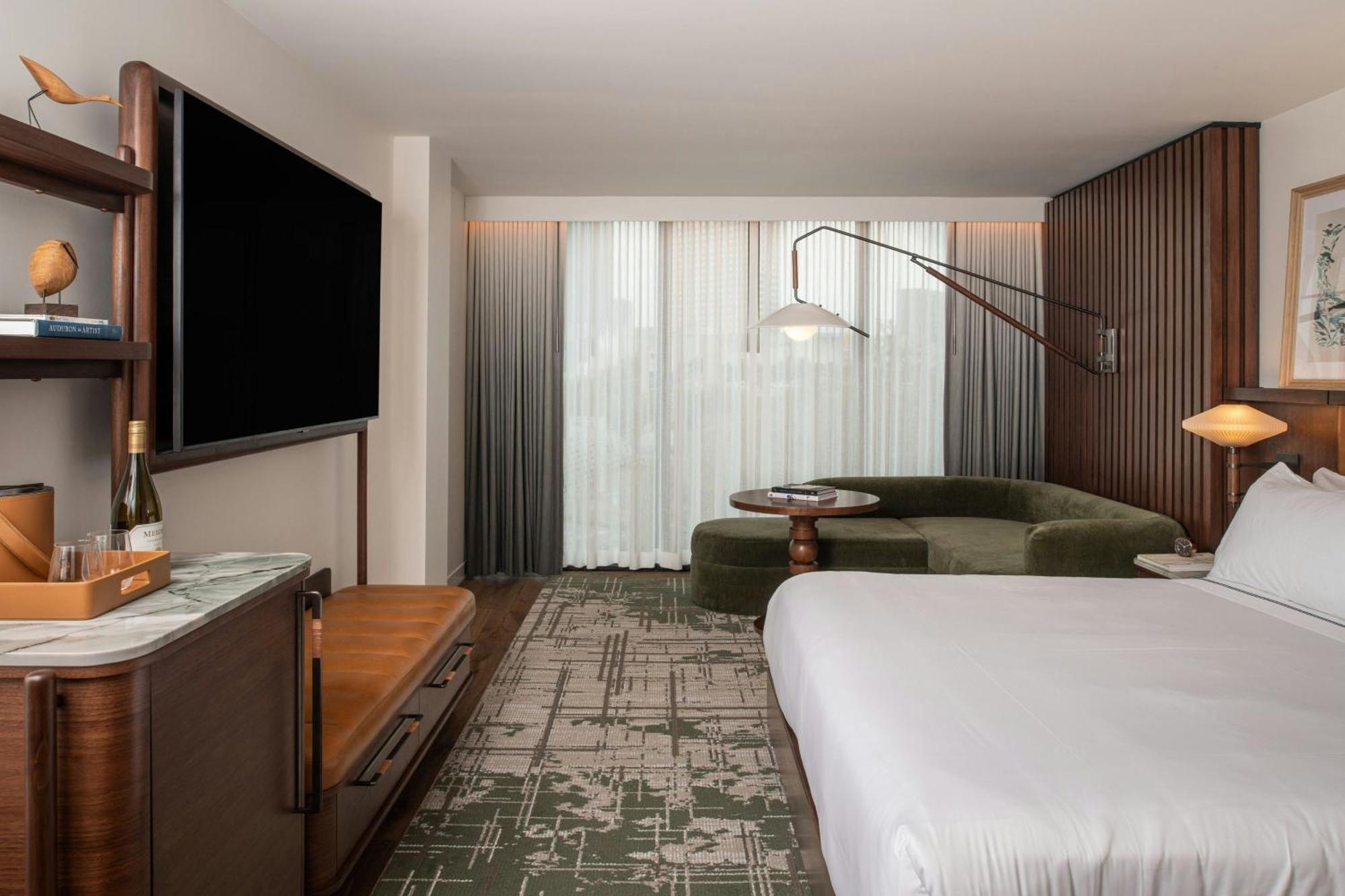 Luxury Suite,1766127378:JPEG