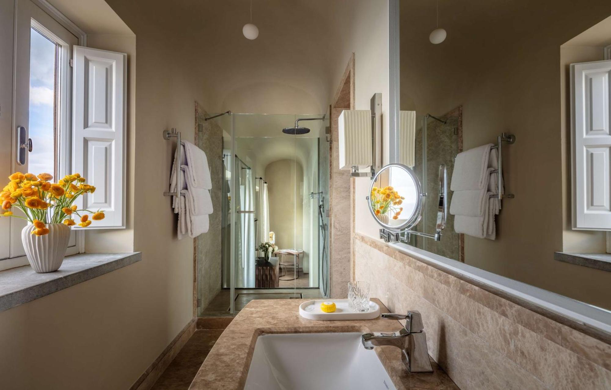 Junior Suite con Vasca Idromassaggio, Terrazza e Vista Mare