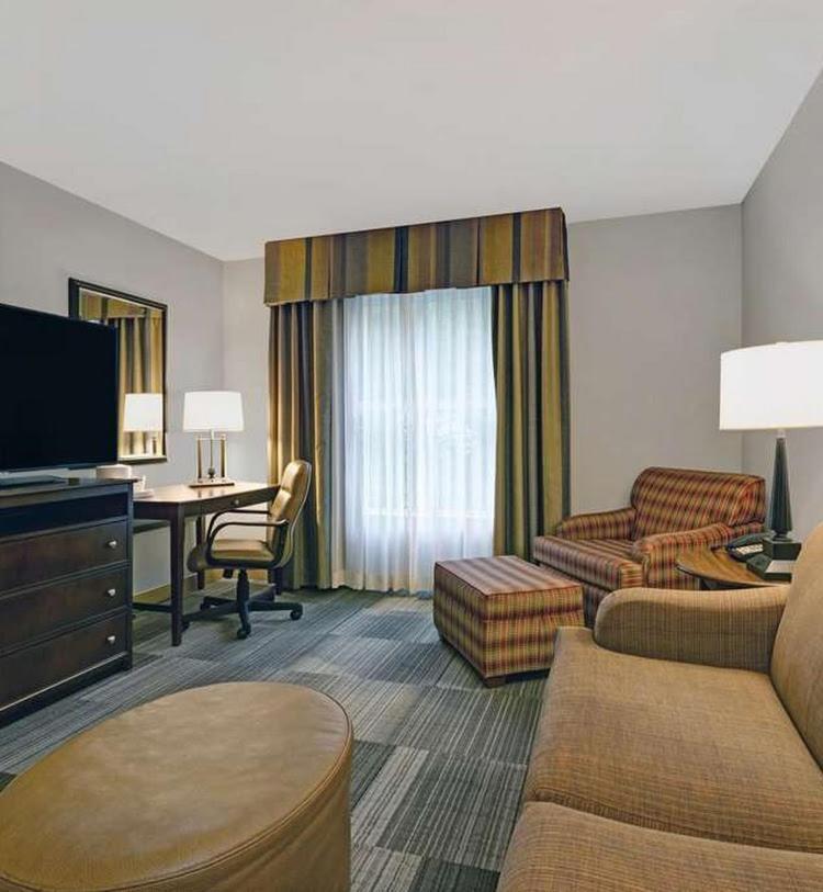 King Suite with Kitchen - Non-Smoking