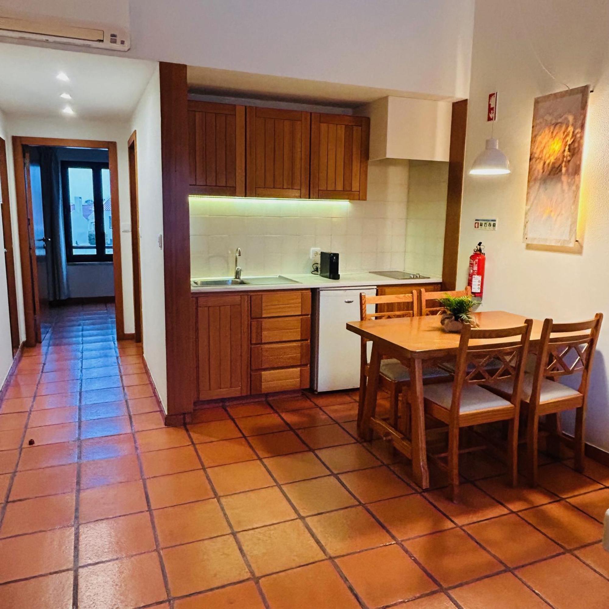 One-Bedroom Apartment,1758308703:JPEG