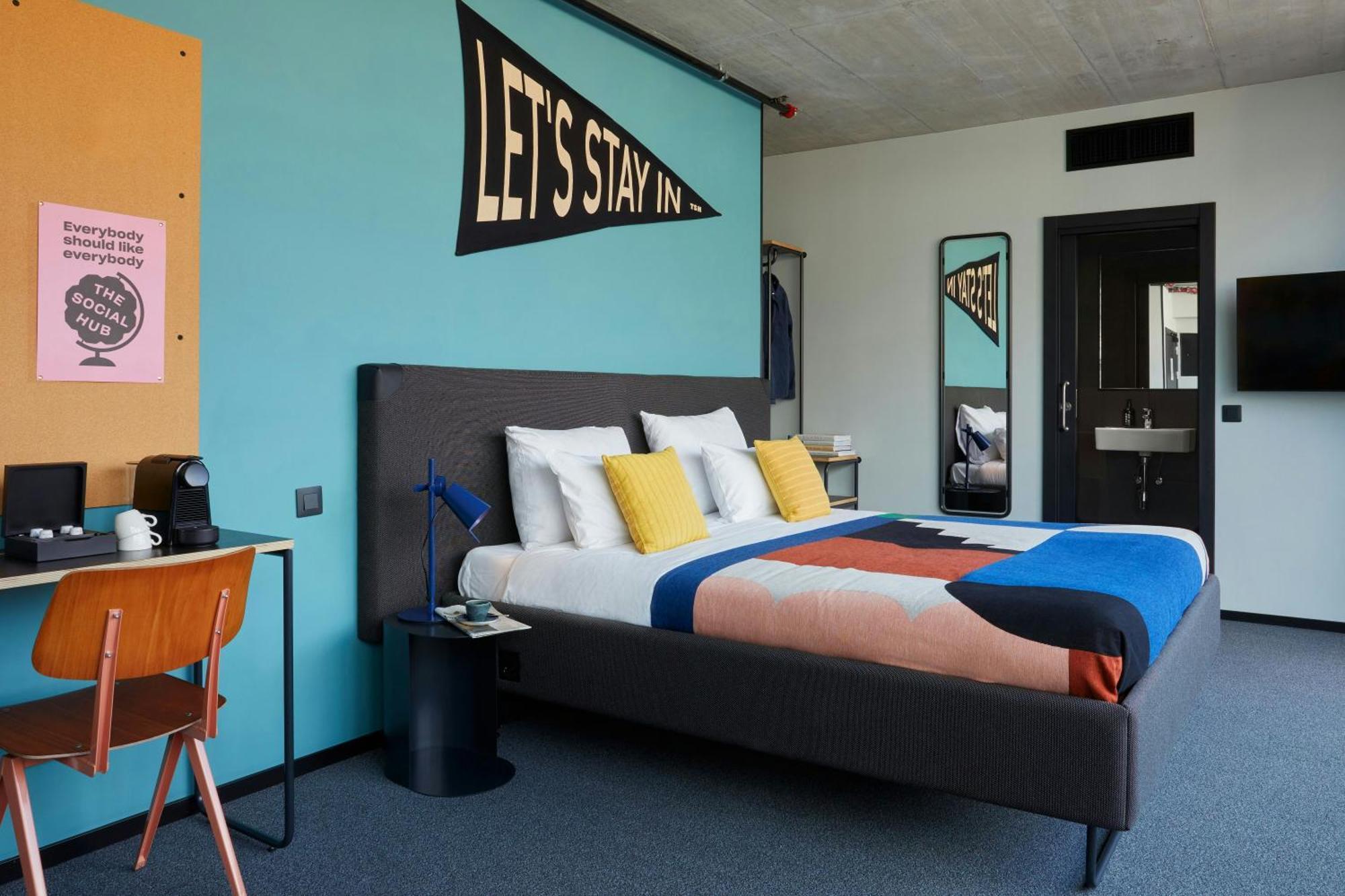 Deluxe Kamer met Kingsize Bed en Terras