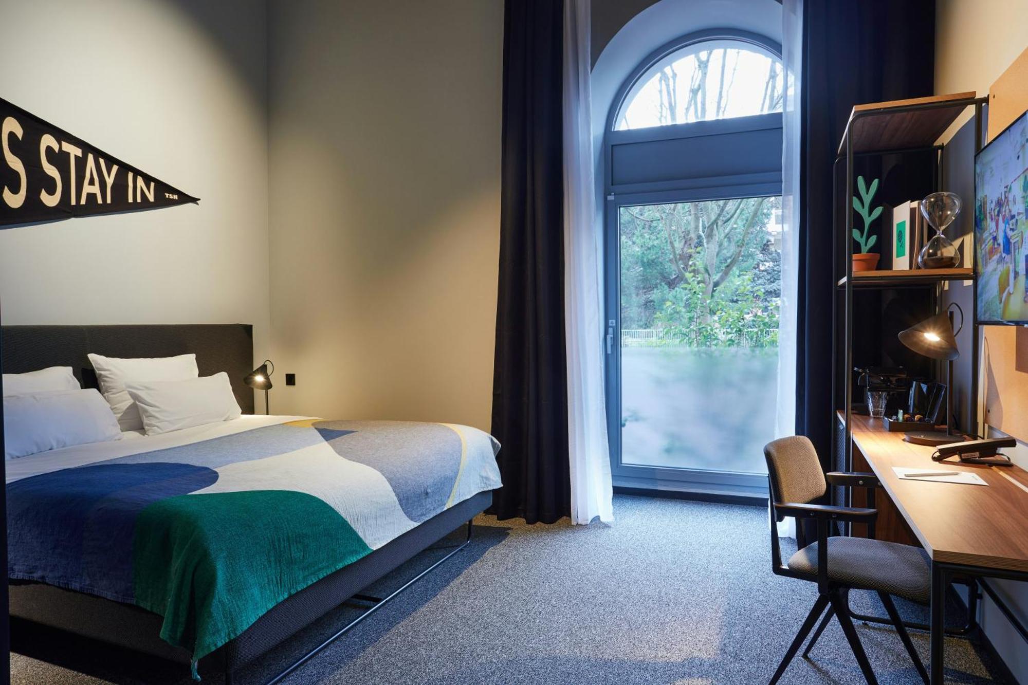 Kamer met Kingsize Bed
