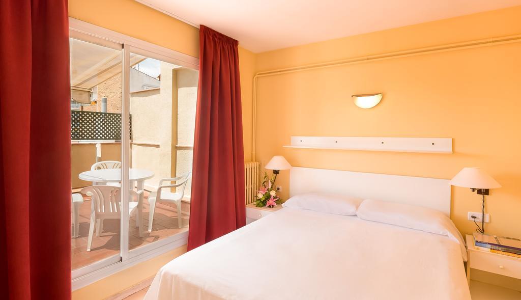 Apartamento de 1 Quarto com Terraço (2 Adultos)