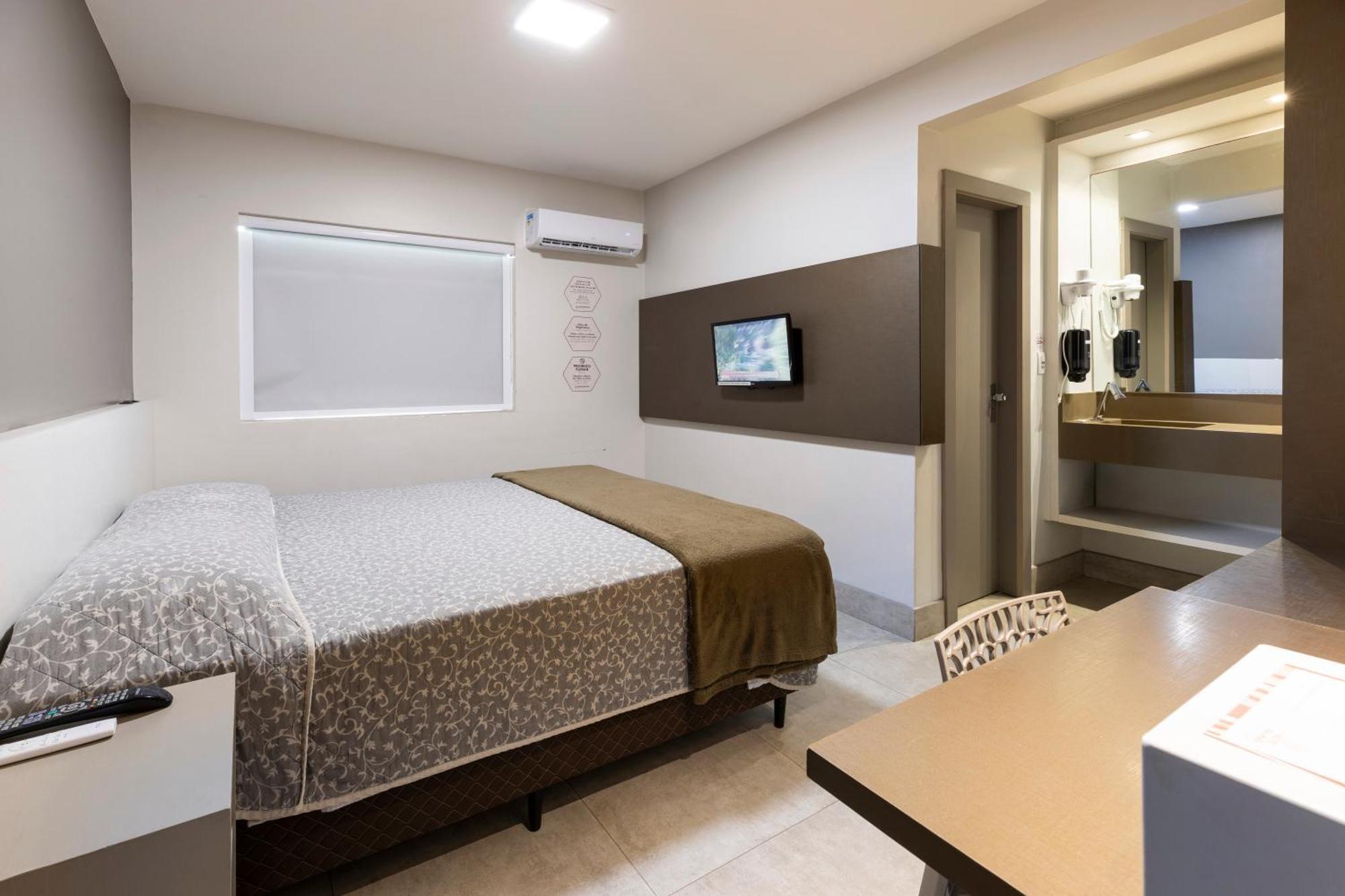 Quarto Duplo com Cama King-size
