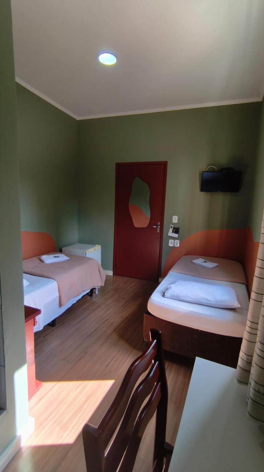 Quarto Superior com 2 Camas de Solteiro