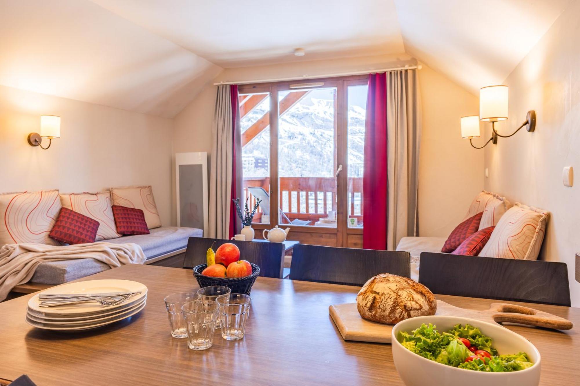 Two-Bedroom Apartment,1765576274:JPEG
