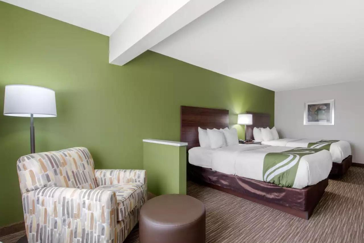 Queen Suite with Two Queen Beds - Non Smoking/Interior Corridor