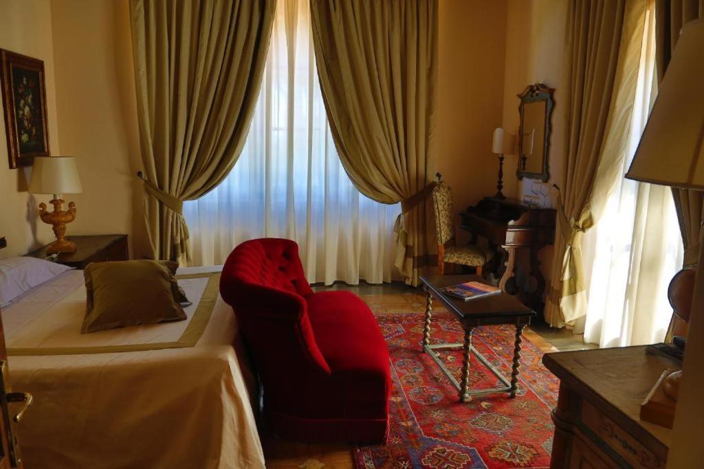 Junior Suite,1765804144:JPEG