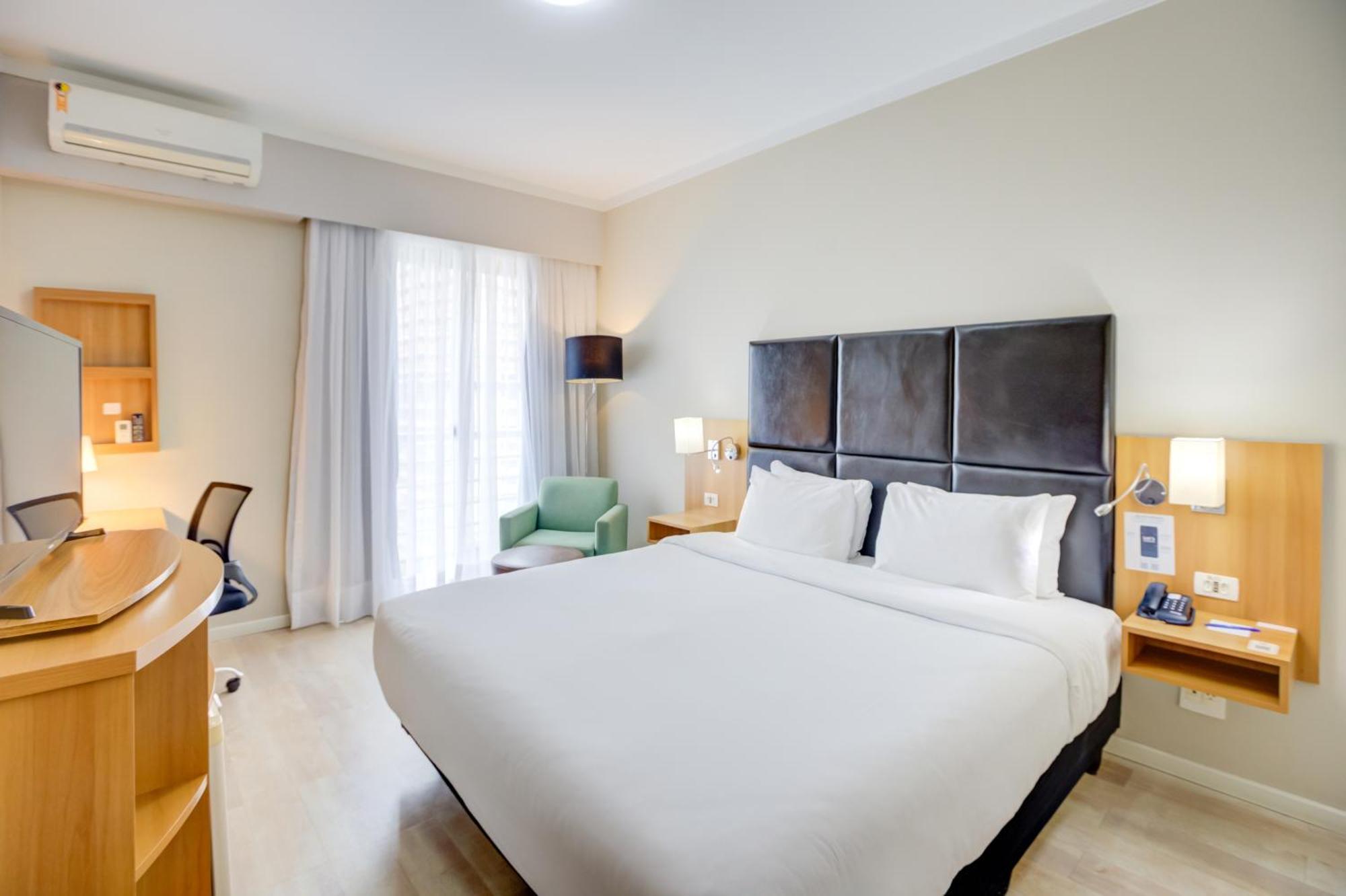 Quarto Duplo Deluxe