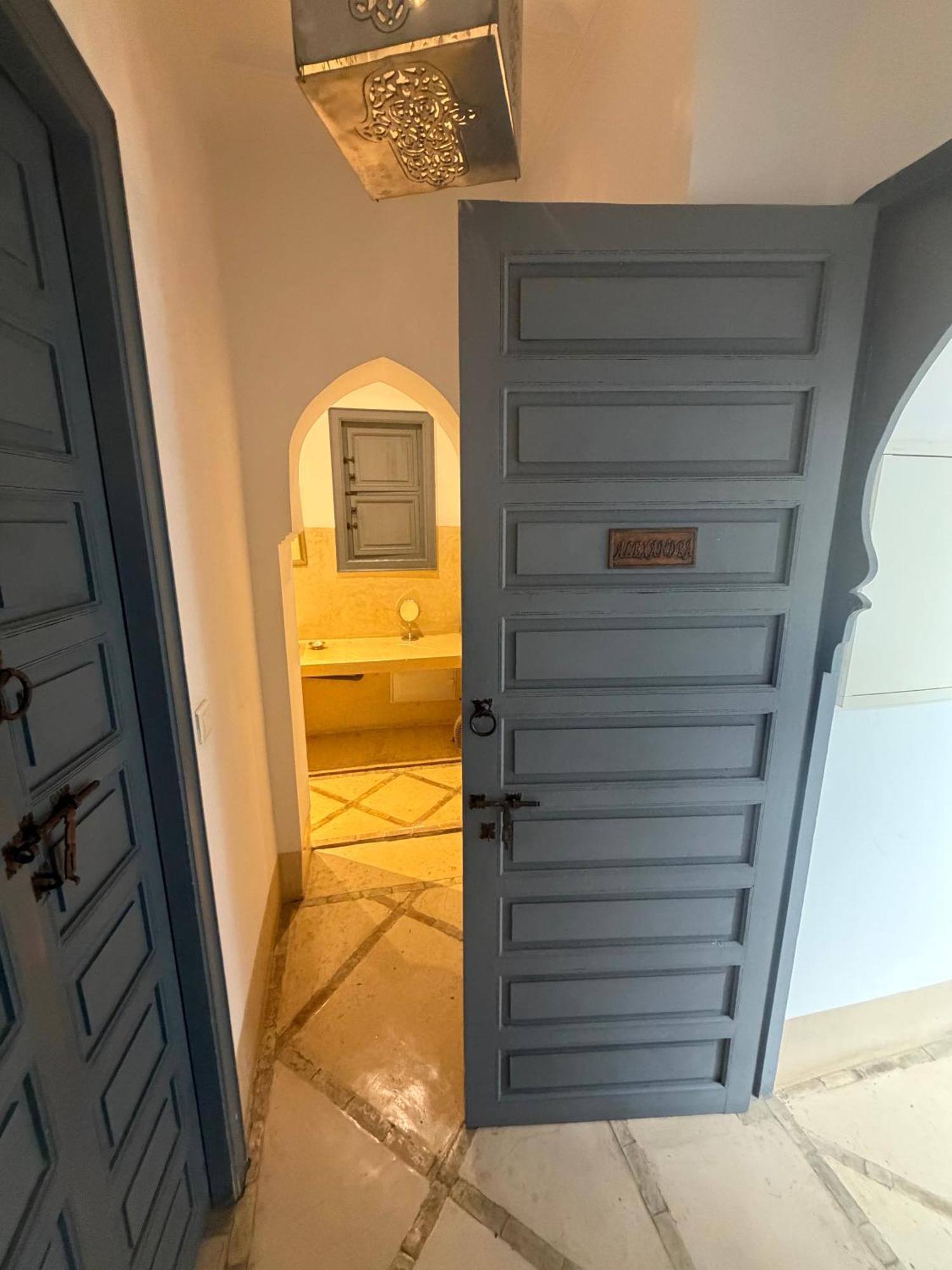 Triple Room,1765925866:JPEG