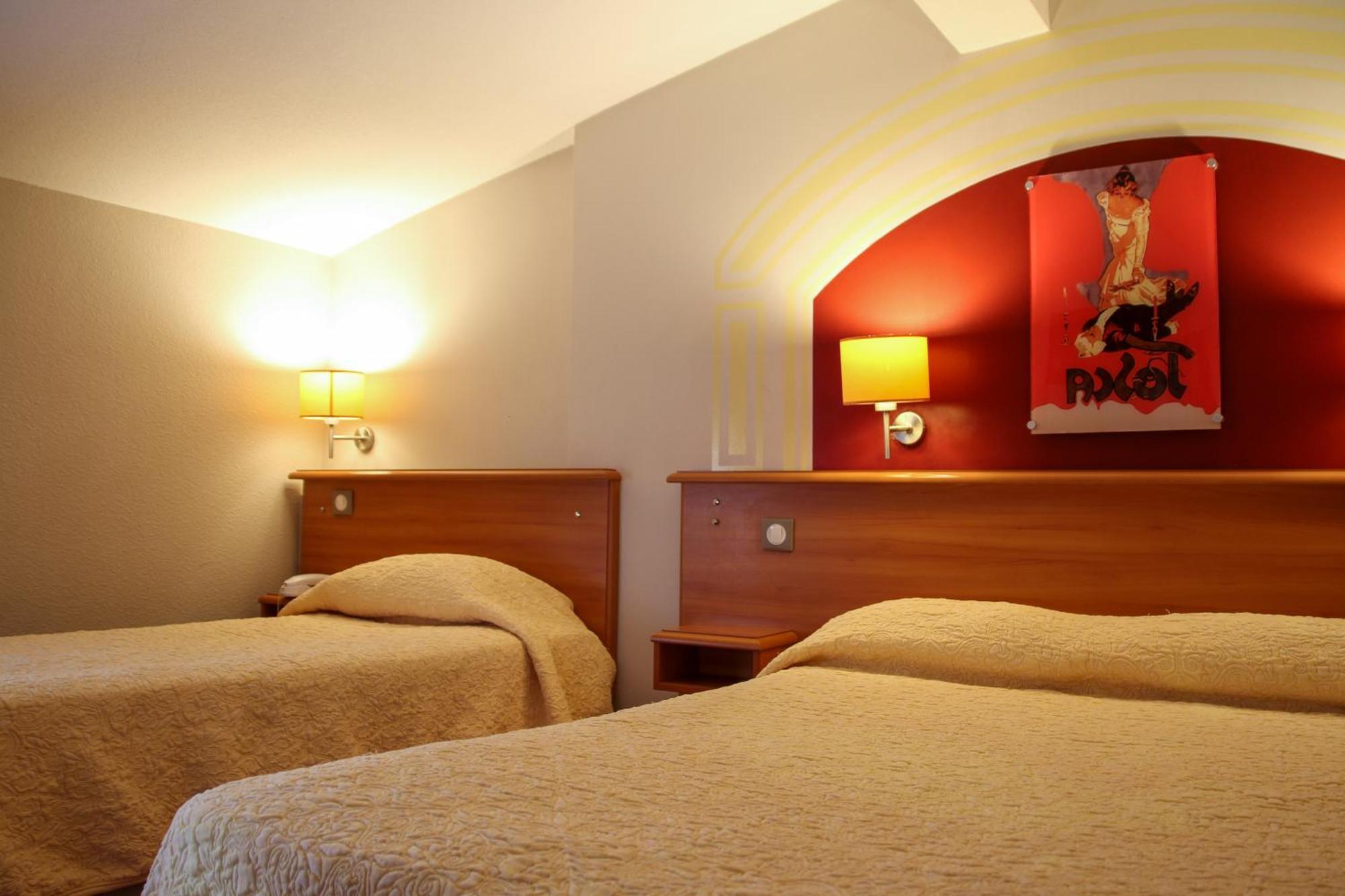 Triple Room,1766122884:JPEG
