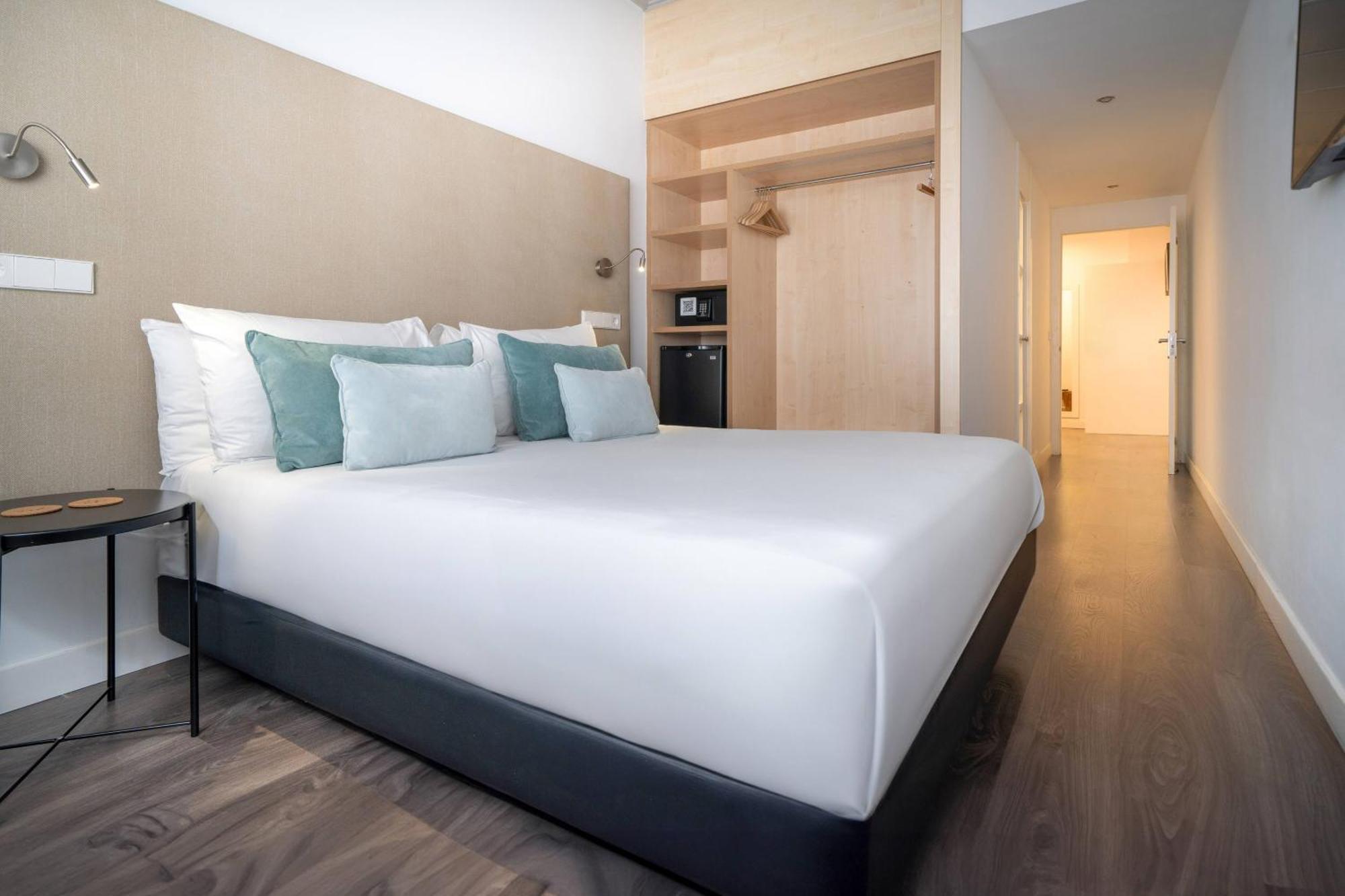 Double or Twin Room,1769486839:JPEG