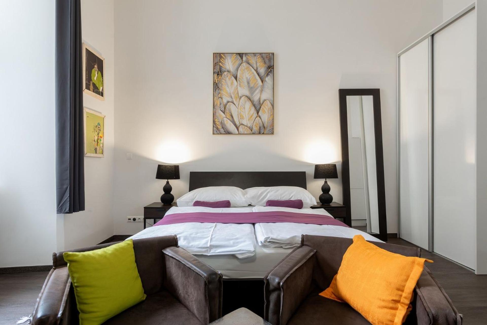 Estudio Deluxe con cama grande