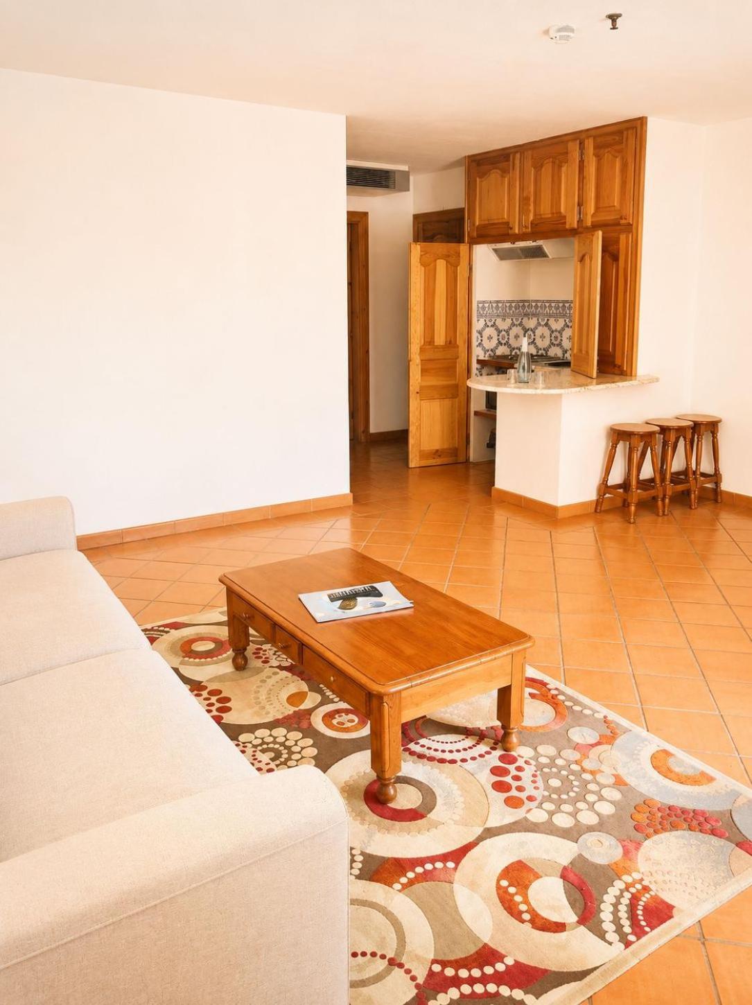 Family Suite up to 10 years,1770479990:JPEG