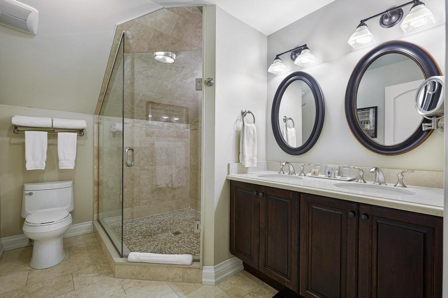 Studio Suite (Adjacent to the Main Building)