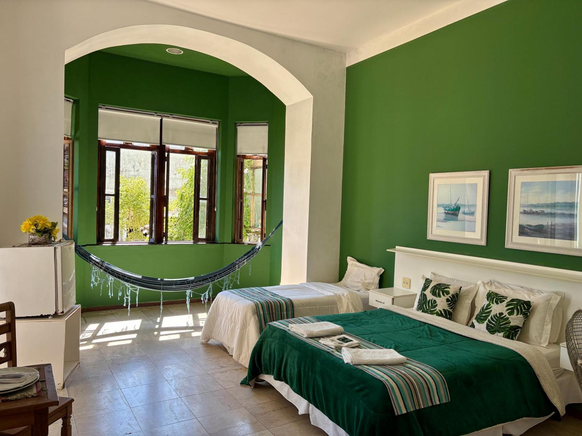 Quarto Duplo com Varanda