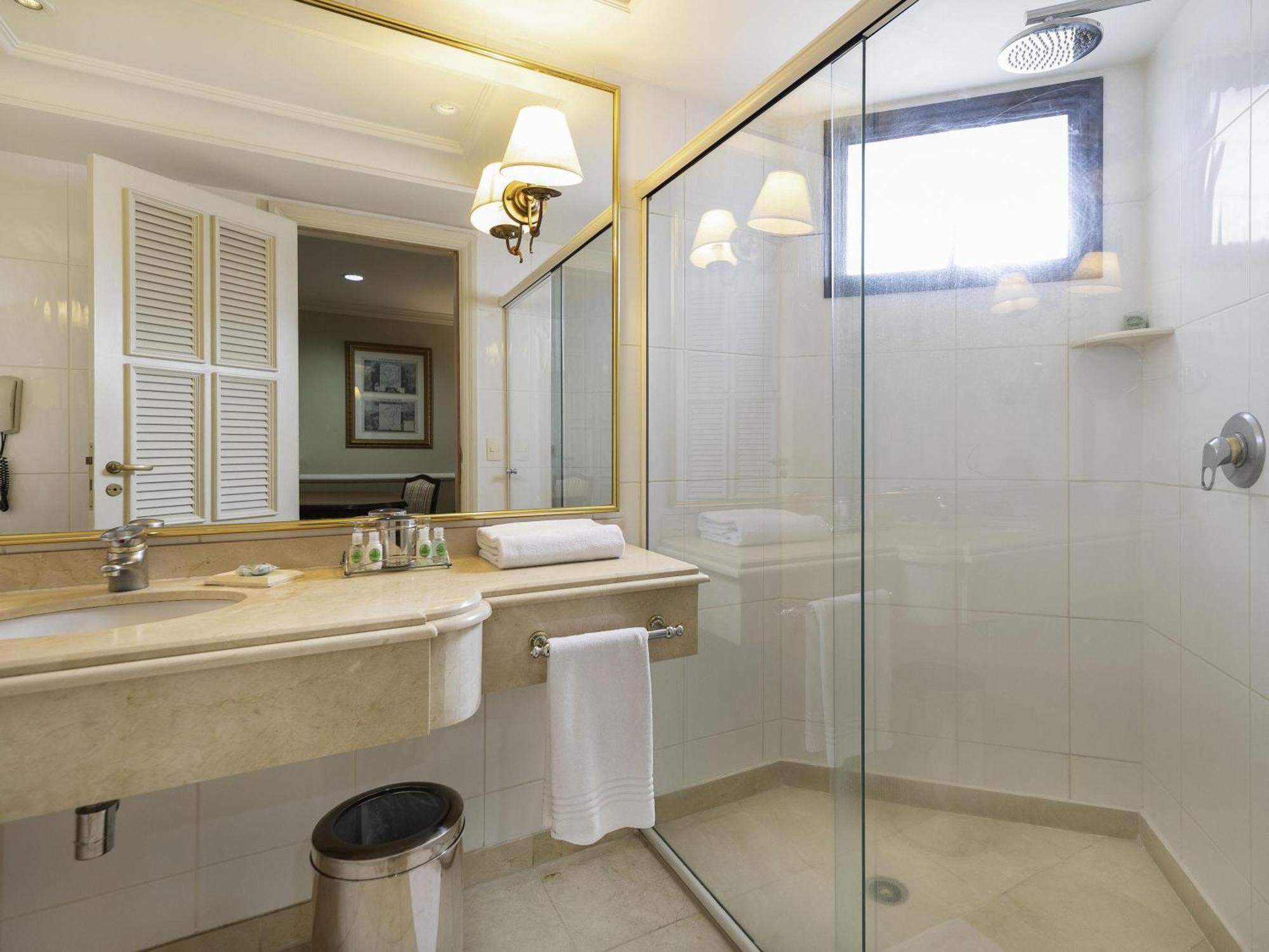 Quarto Superior com 2 Camas de Solteiro