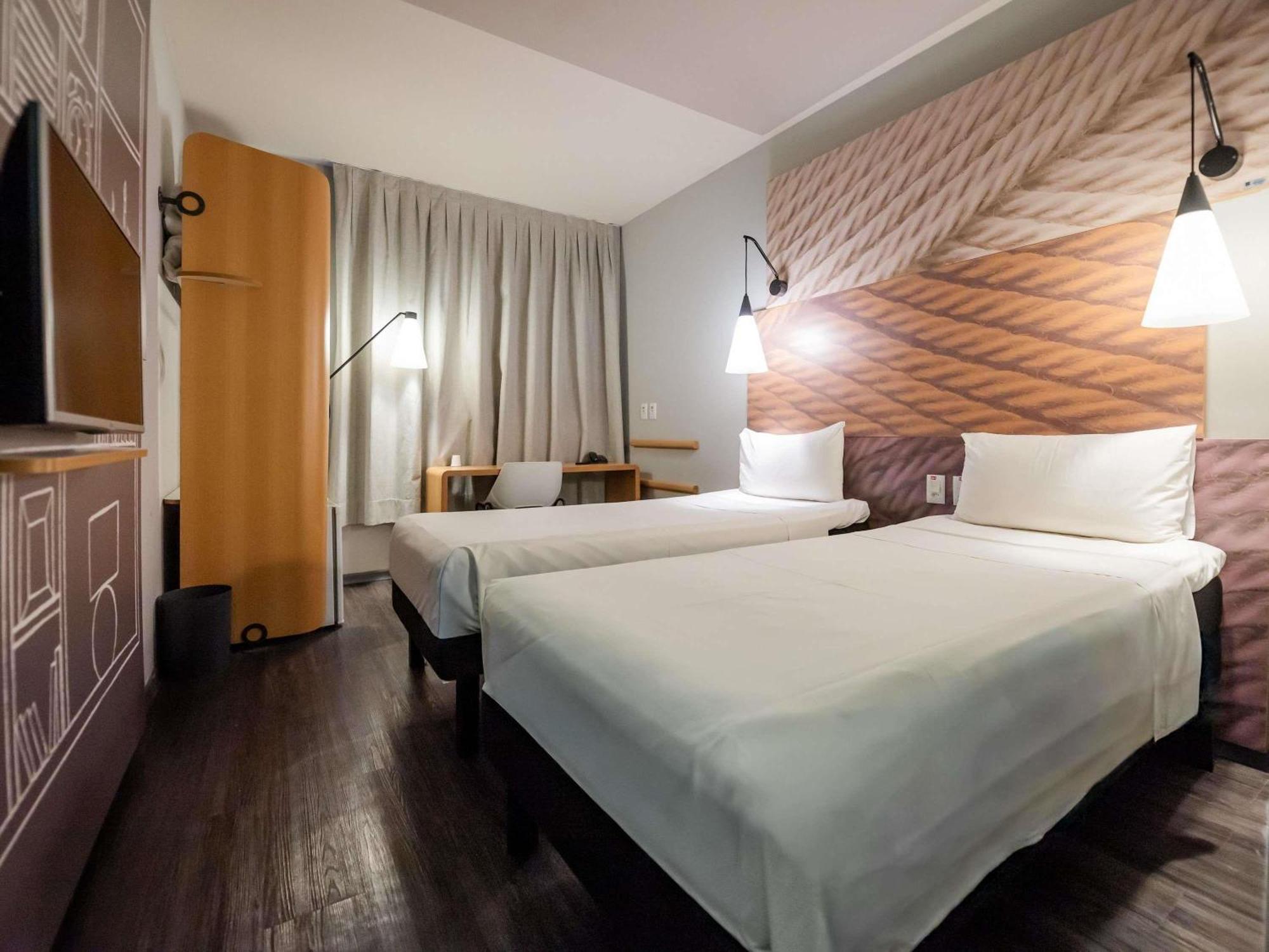 Quarto Standard com 2 Camas de Solteiro