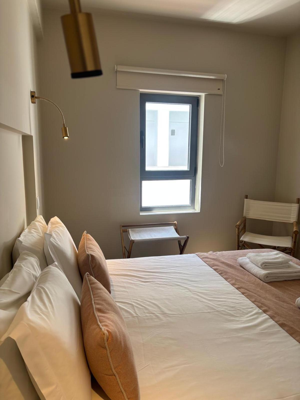 Apartamento com 2 Quartos e Vista Rua