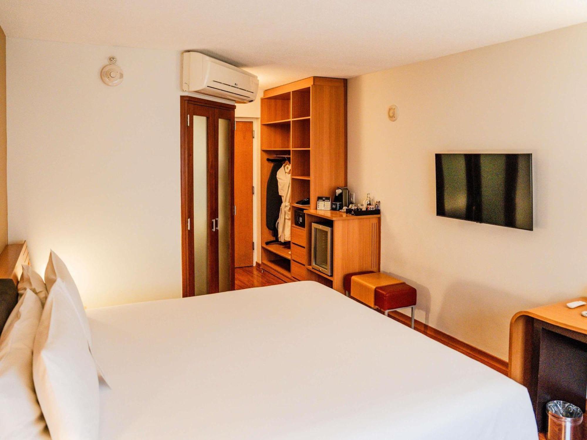 Quarto Duplo Standard com Sofá-cama