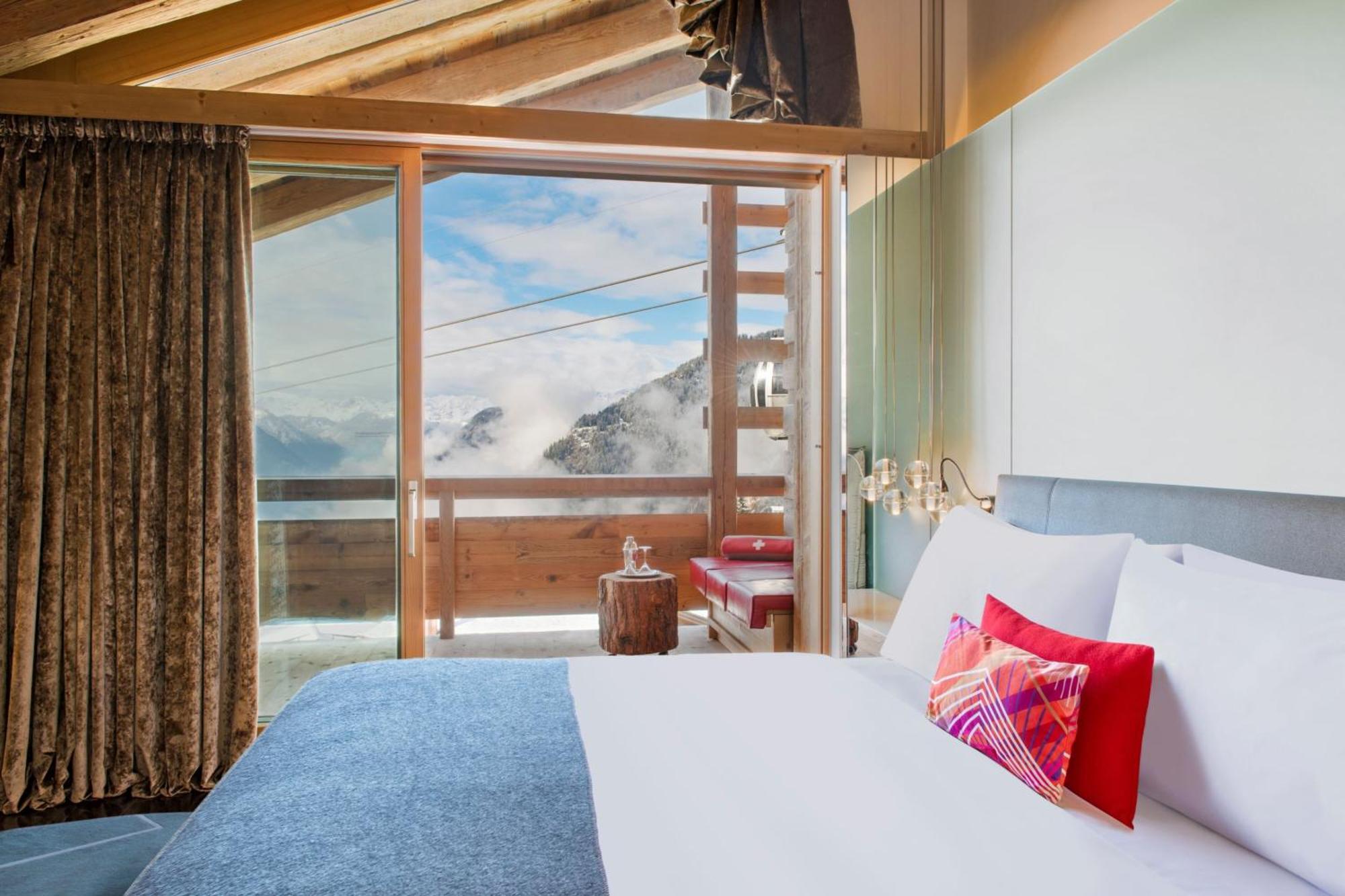 Suite Junior Lit King-Size avec Canapé-Lit - Vue sur Montagne