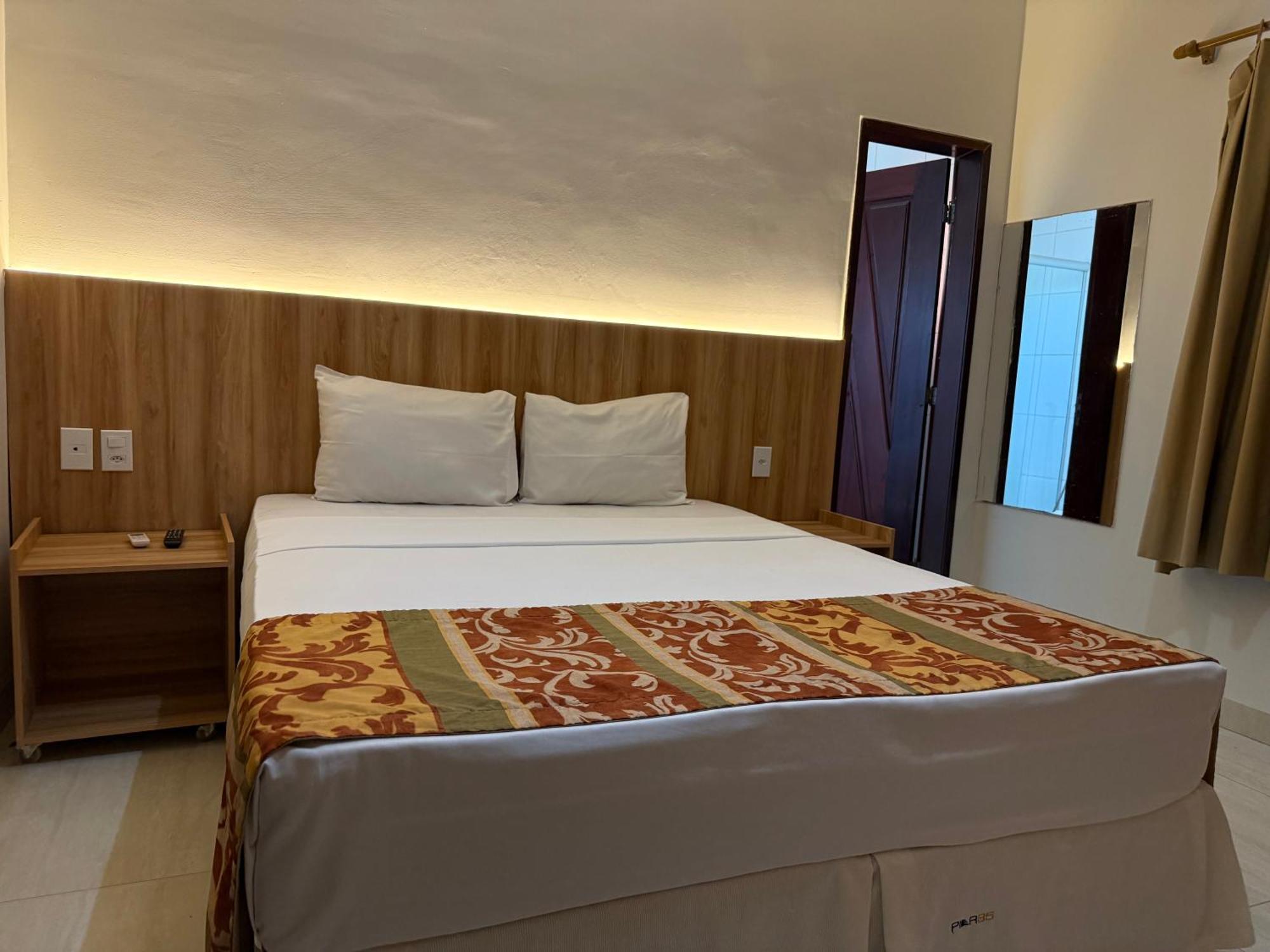 Quarto Duplo Standard