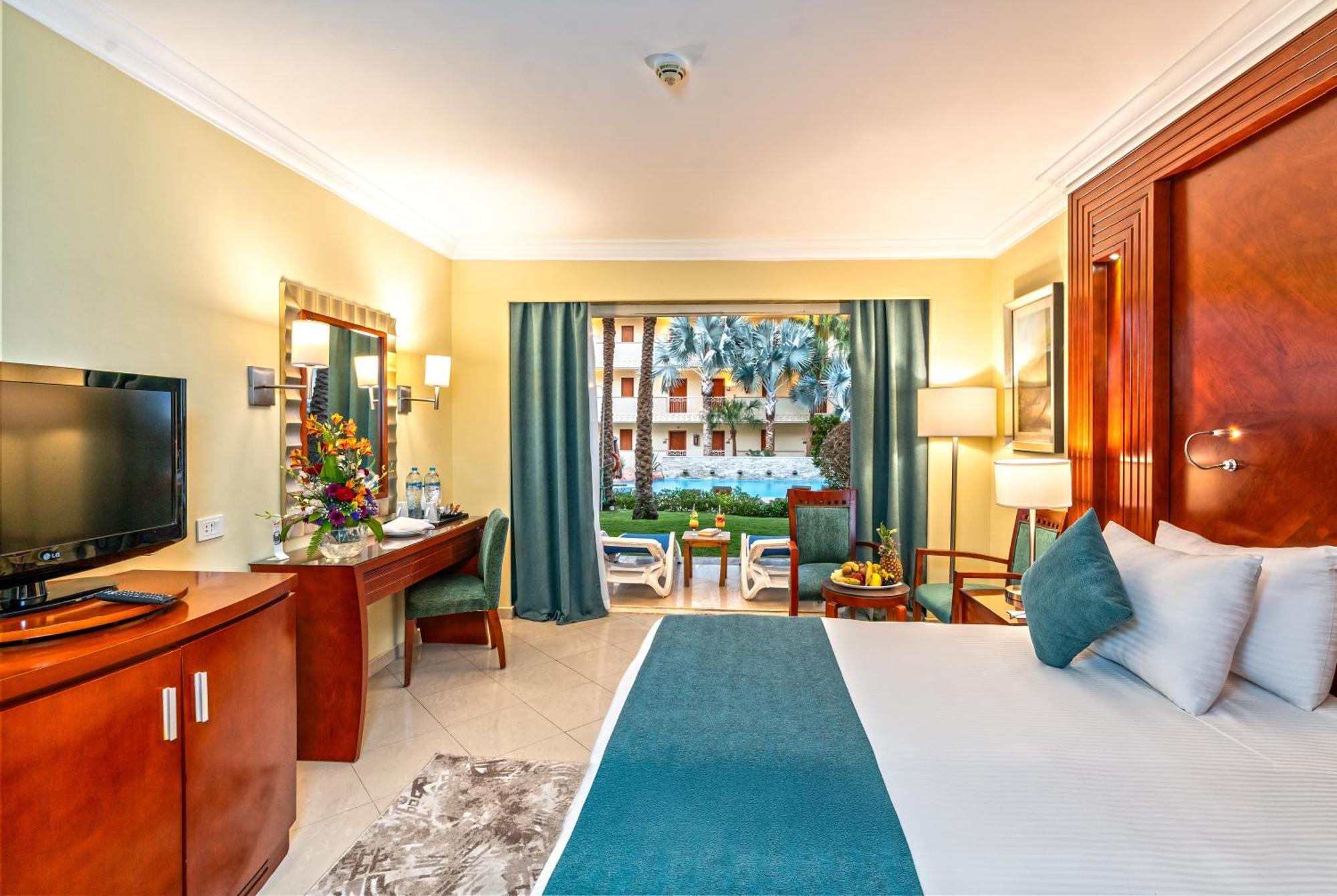 Pool view room