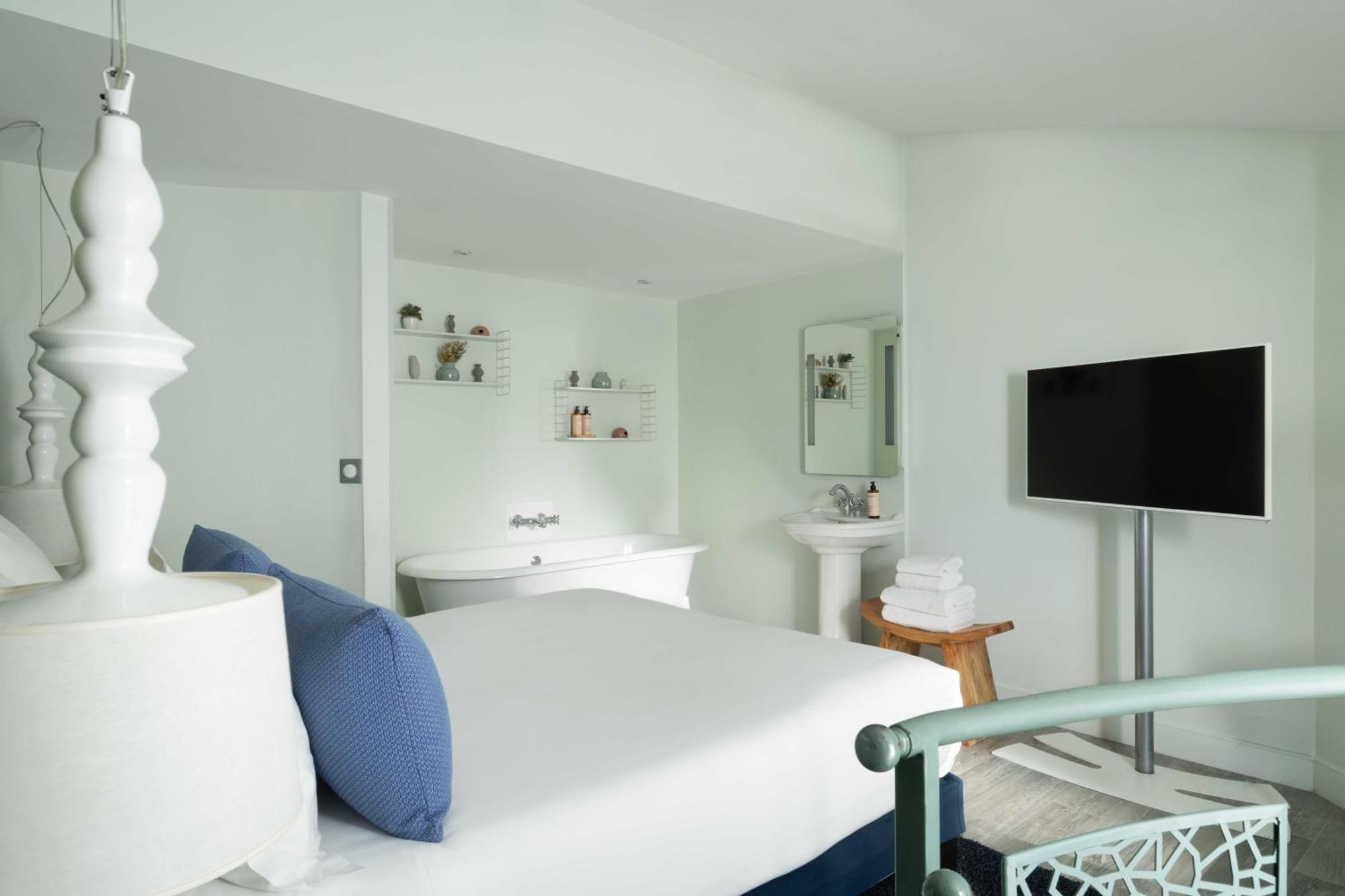 Duplex Suite,1772935947:JPEG