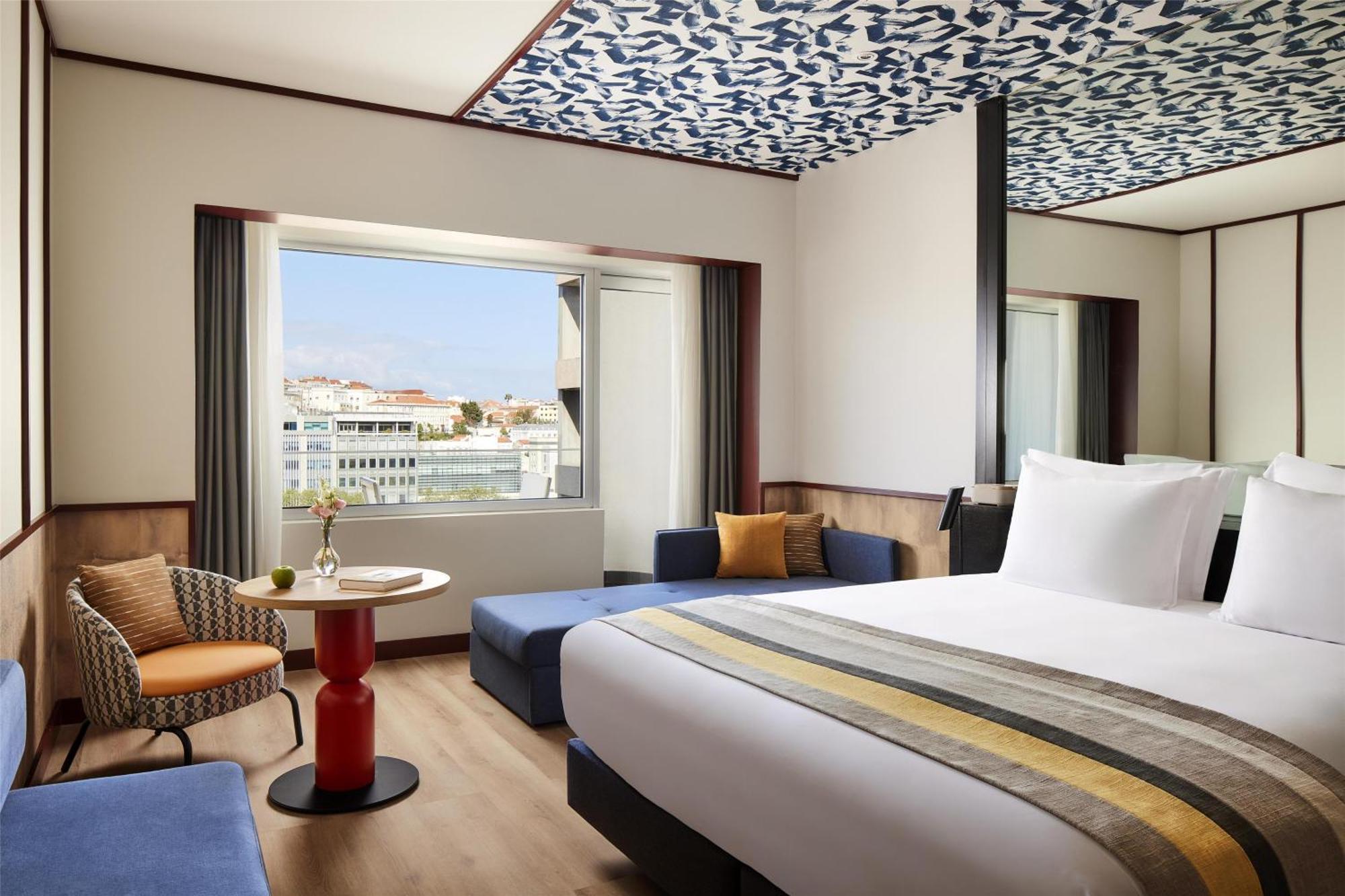Quarto Familiar Avani (3 Adultos + 1 Criança)