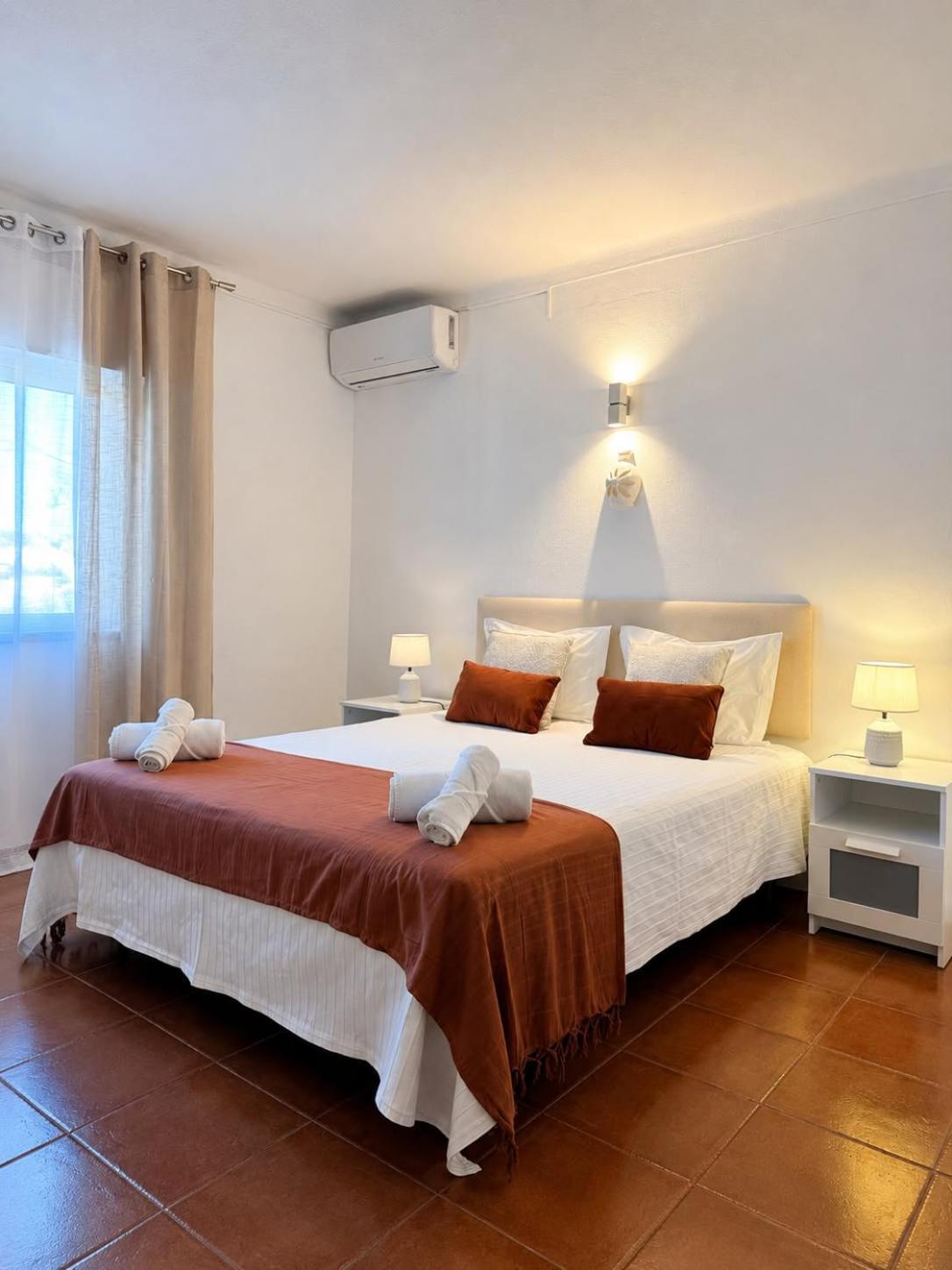 Deluxe Double or Twin Room,1773732579:JPEG