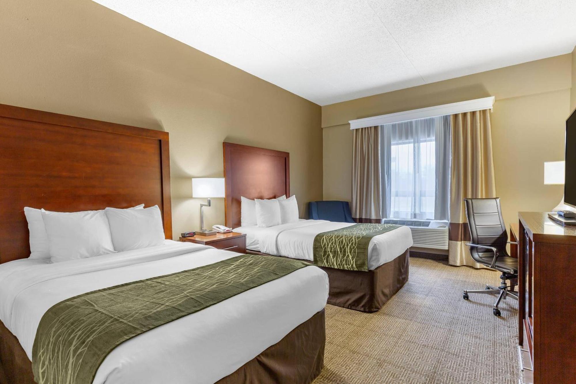Double Room with Two Double Beds - Non-Smoking
