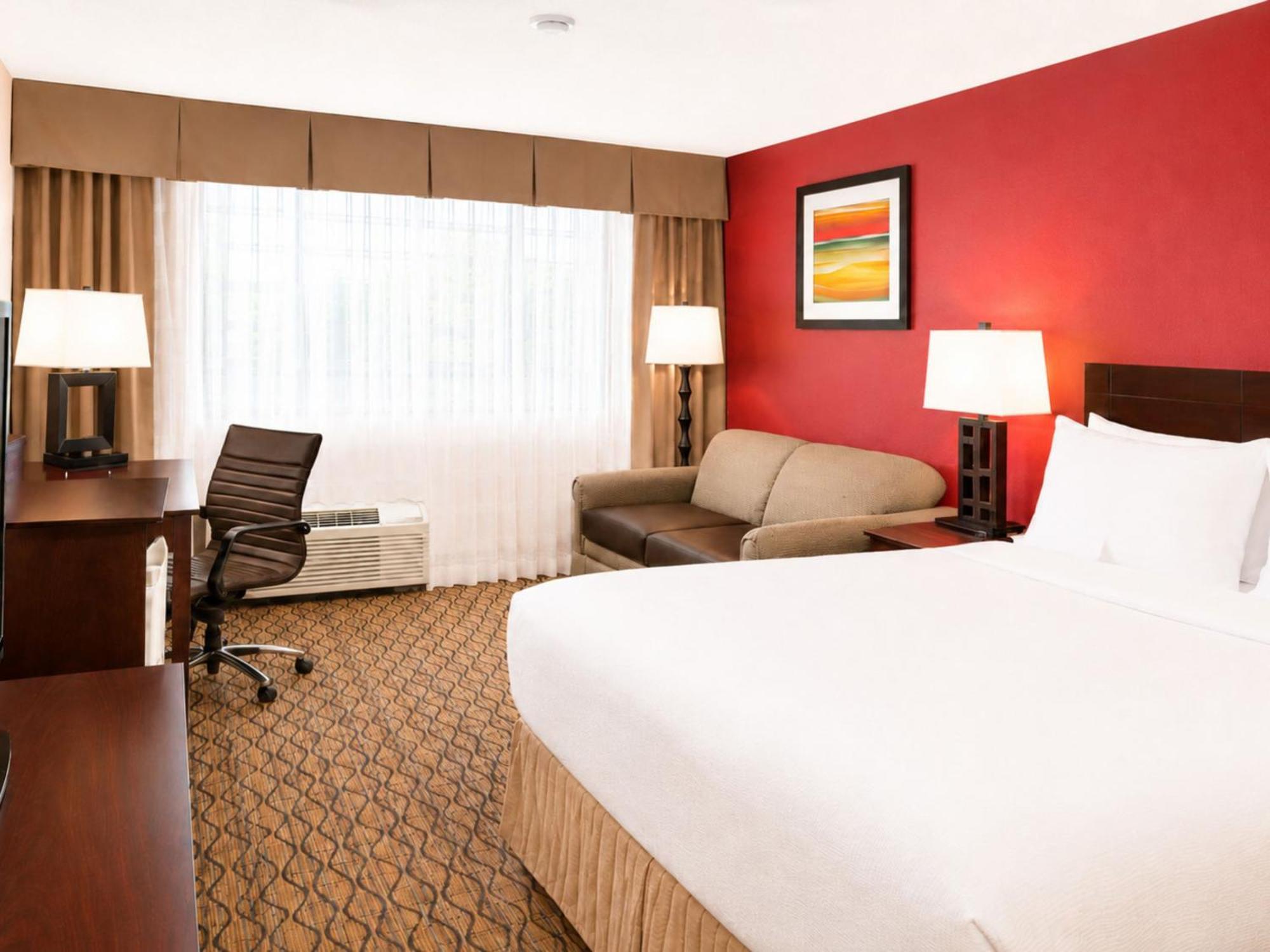 Standard King Room with Sofa Bed
